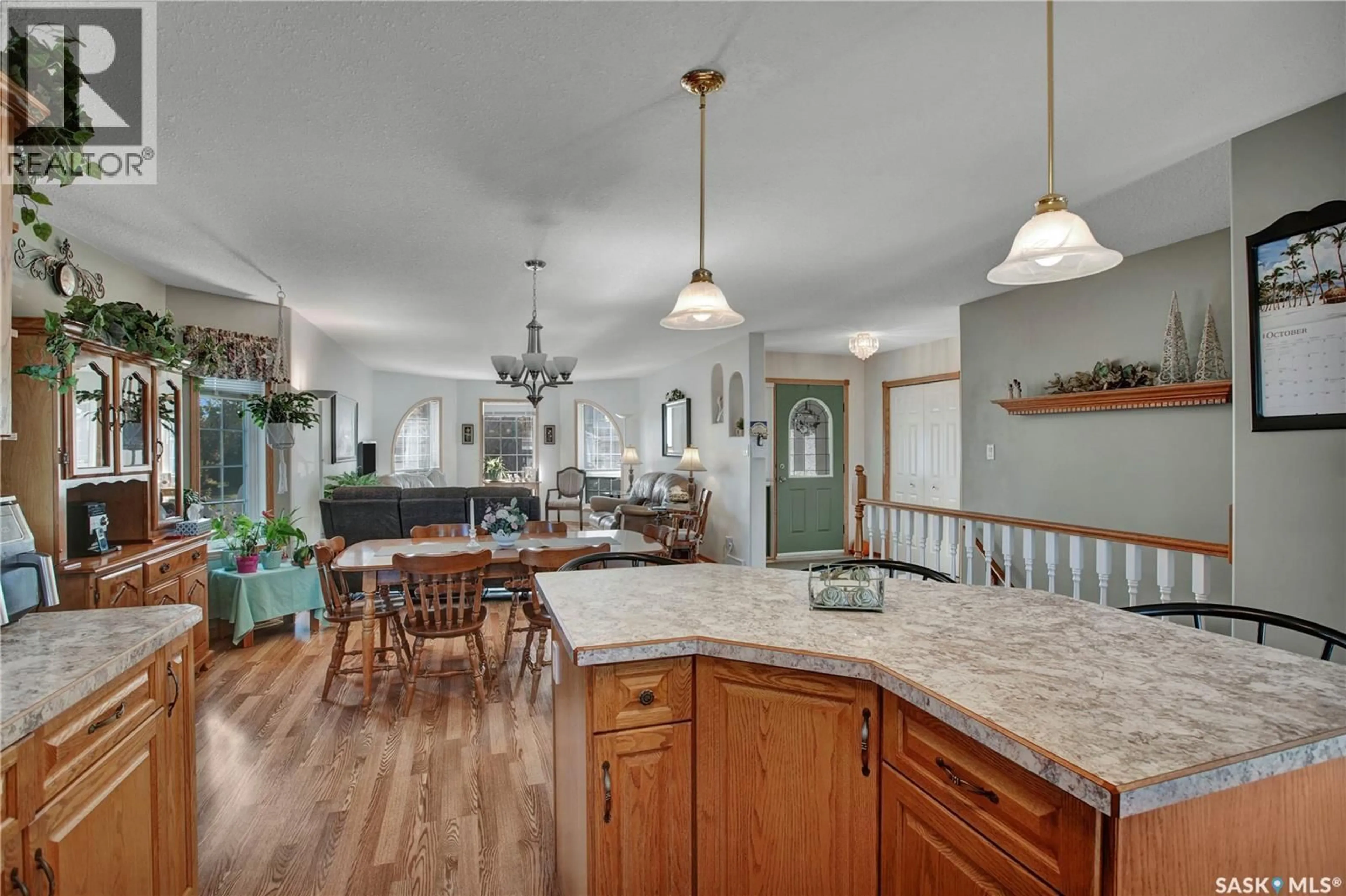 Open concept kitchen, ceramic/tile floor for 212 WILLOW DRIVE, Osler Saskatchewan S0K3A0