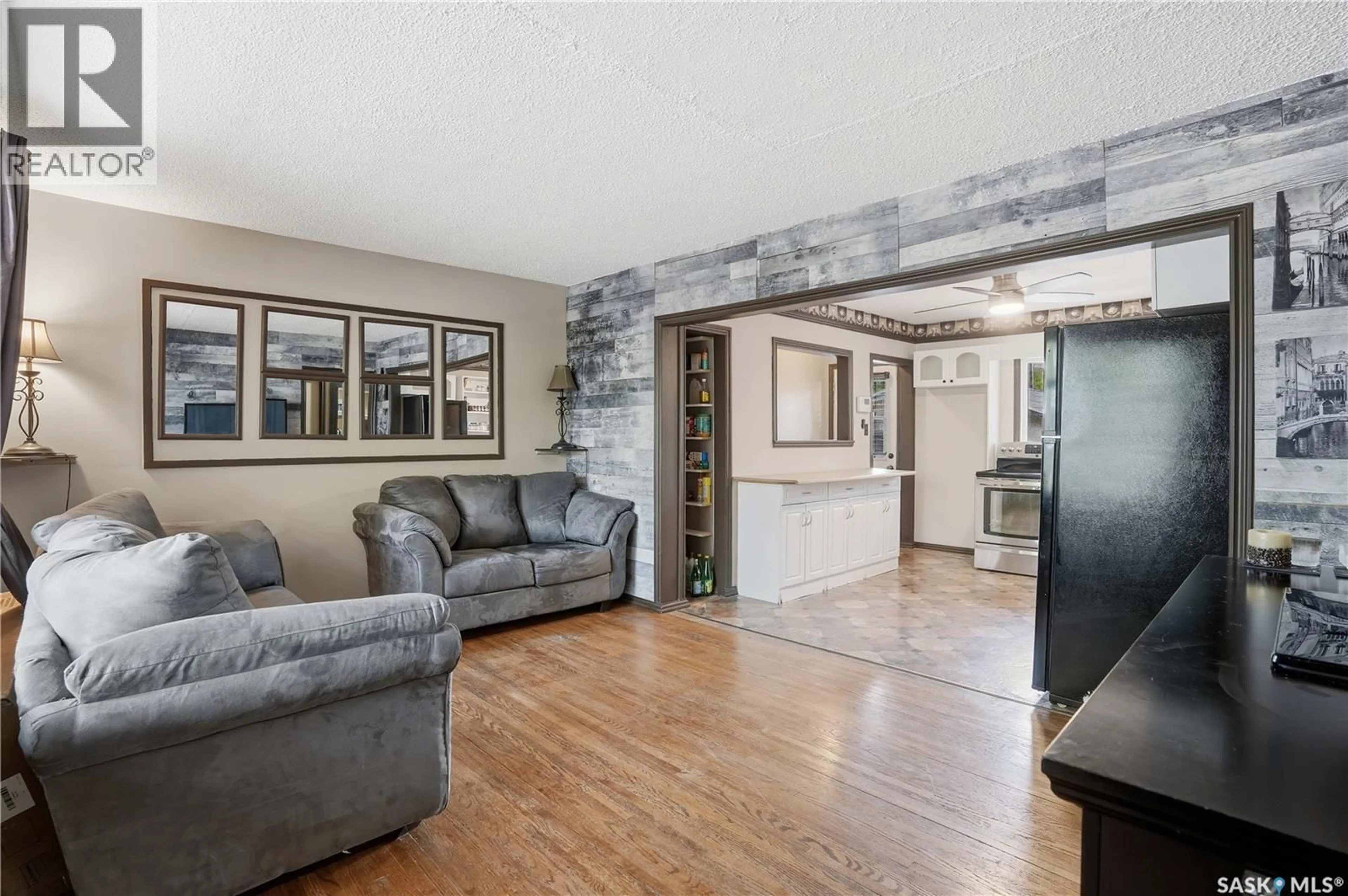 Living room with furniture, unknown for 2810 FLEURY STREET, Regina Saskatchewan S4N2M4
