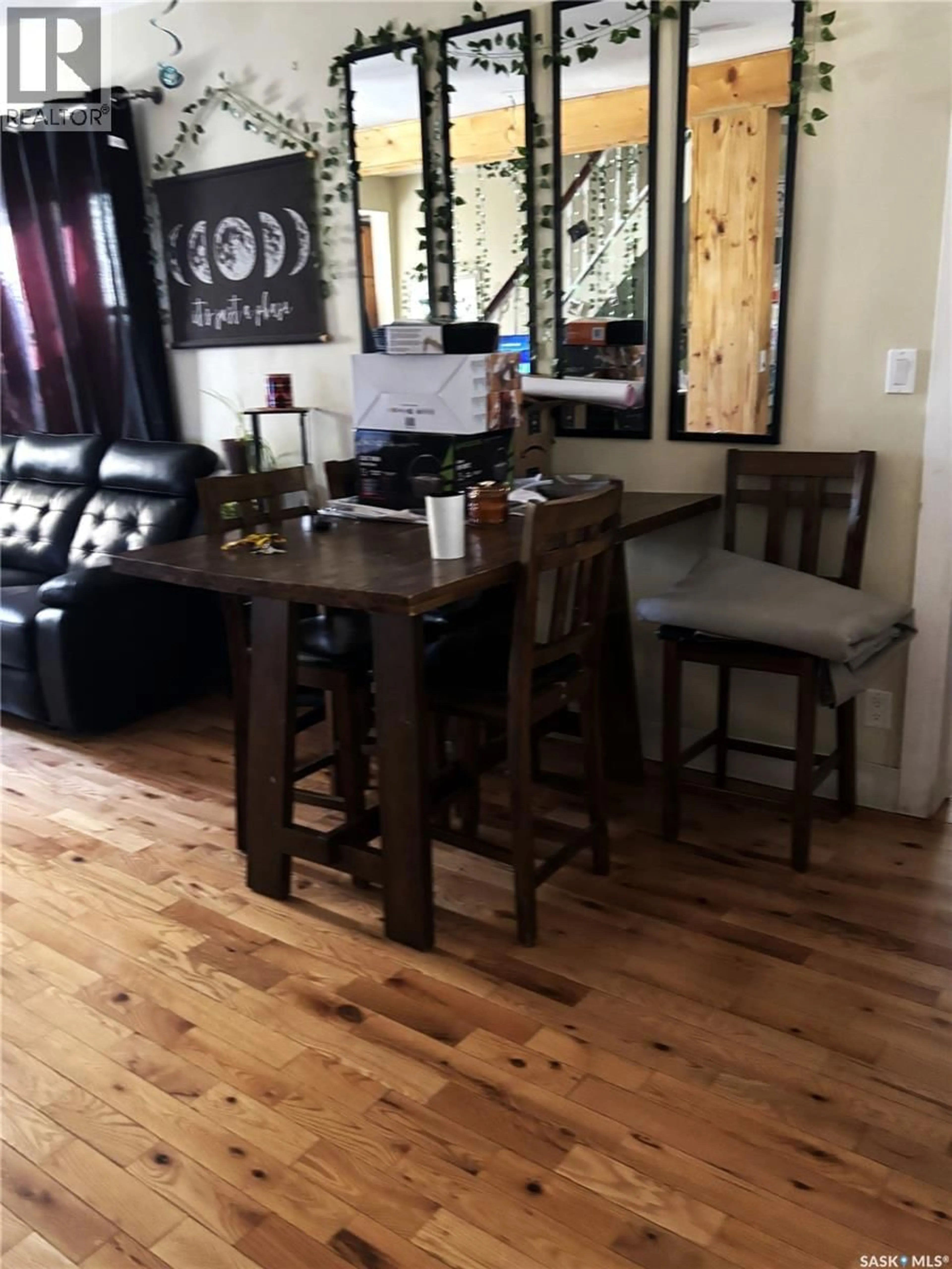 Unknown for 431 E AVENUE, Saskatoon Saskatchewan S7M1S4