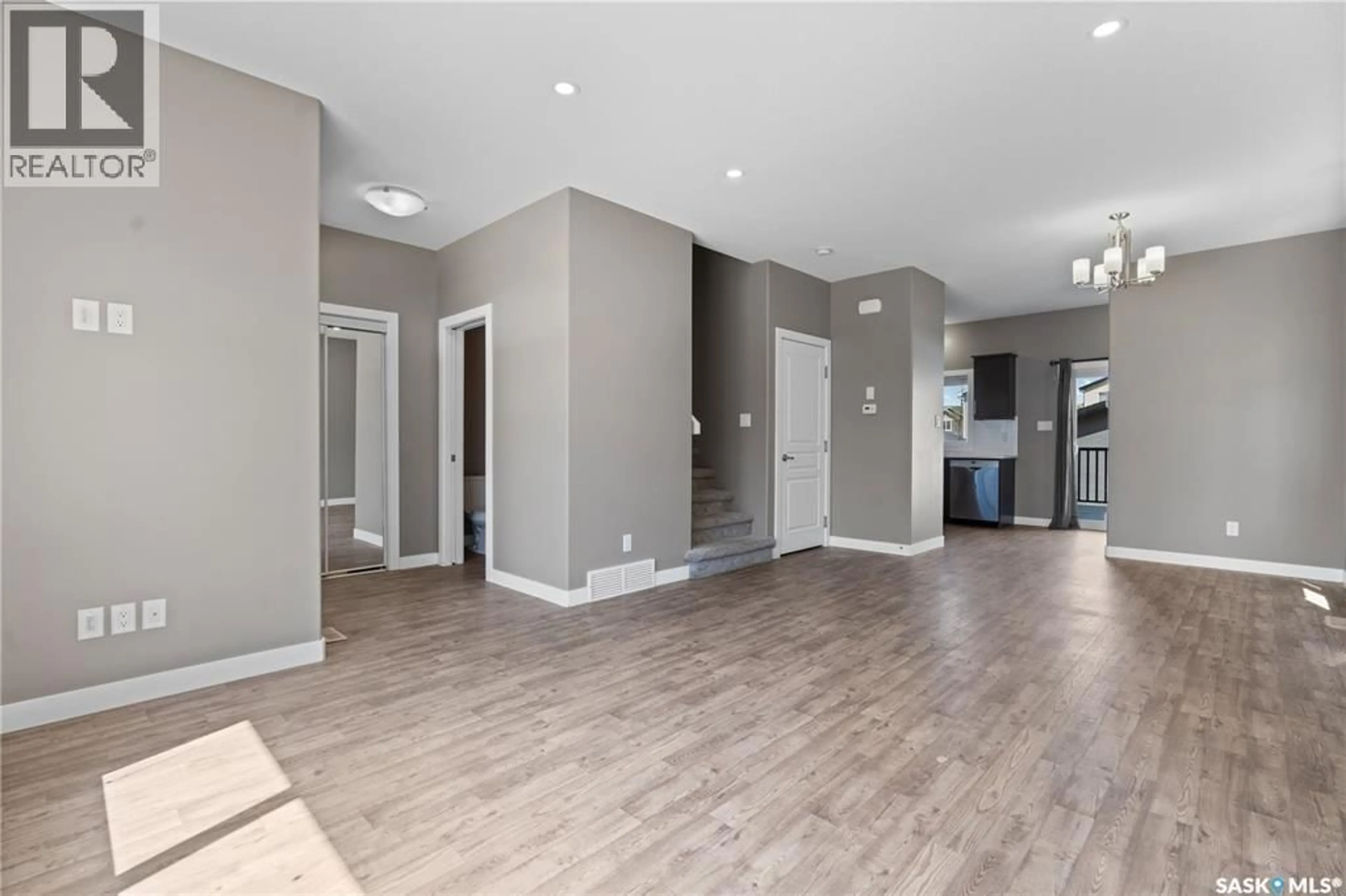 Unknown for 5214 SQUIRES ROAD, Regina Saskatchewan S4W0G8