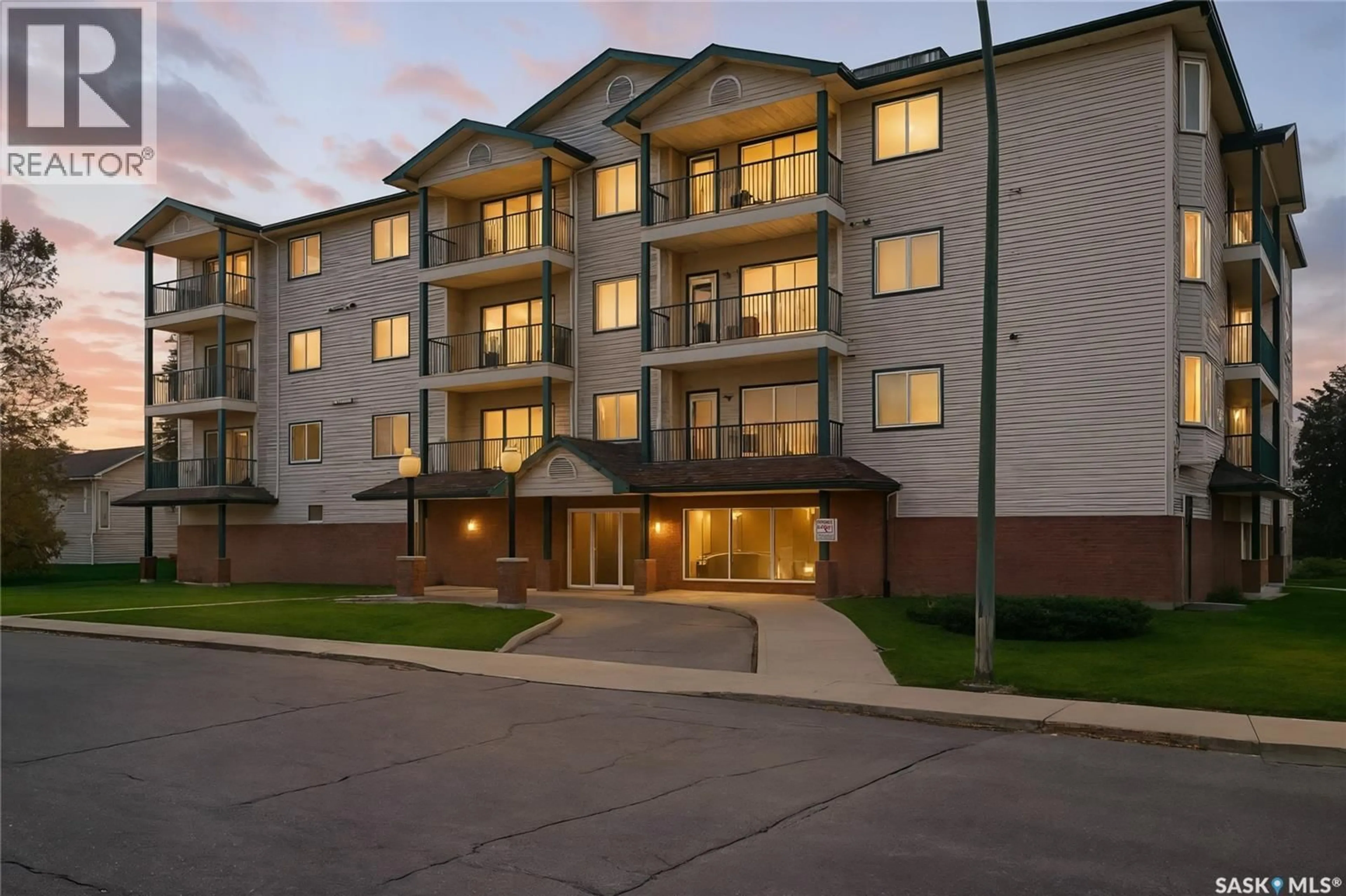 Unknown for 205 - 303 MCINTYRE STREET, Regina Saskatchewan S4R3B7