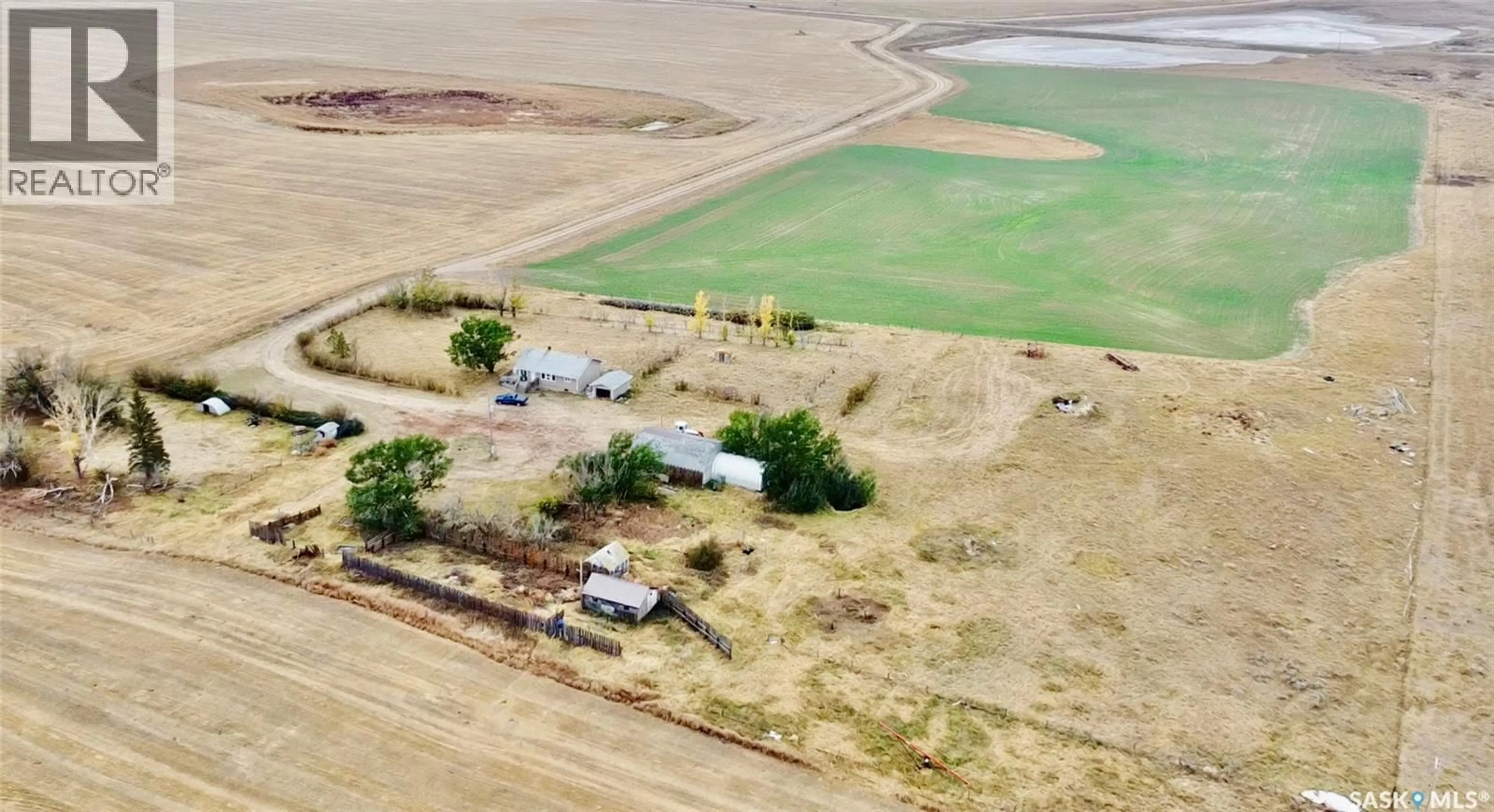 A pic from outside/outdoor area/front of a property/back of a property/a pic from drone, building for Sutherland - GULL LAKE ACREAGE, Gull Lake Rm No. 139 Saskatchewan S0N1A0