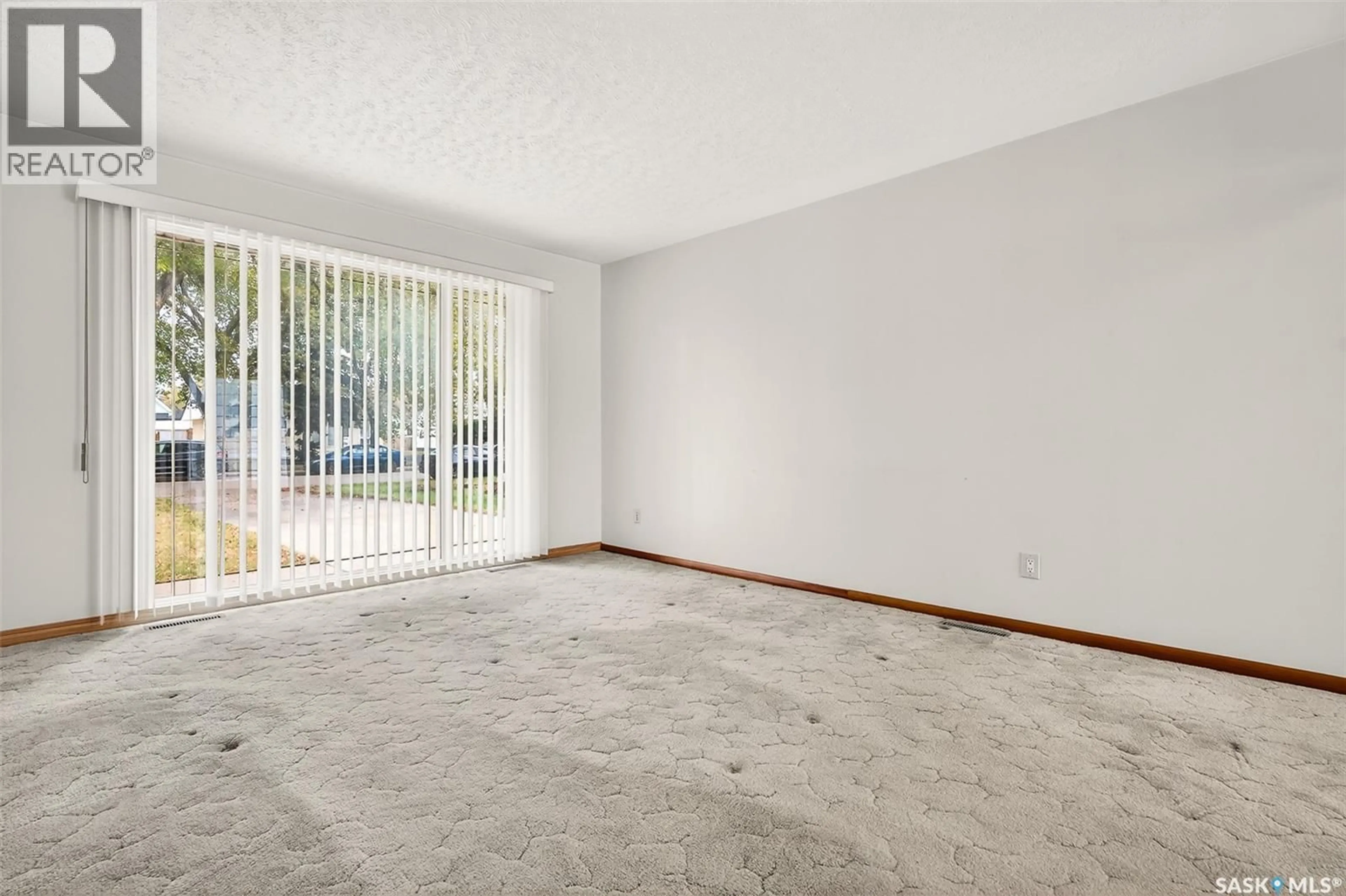 A pic of a room for 1322 7TH AVENUE, Moose Jaw Saskatchewan S6H4C9