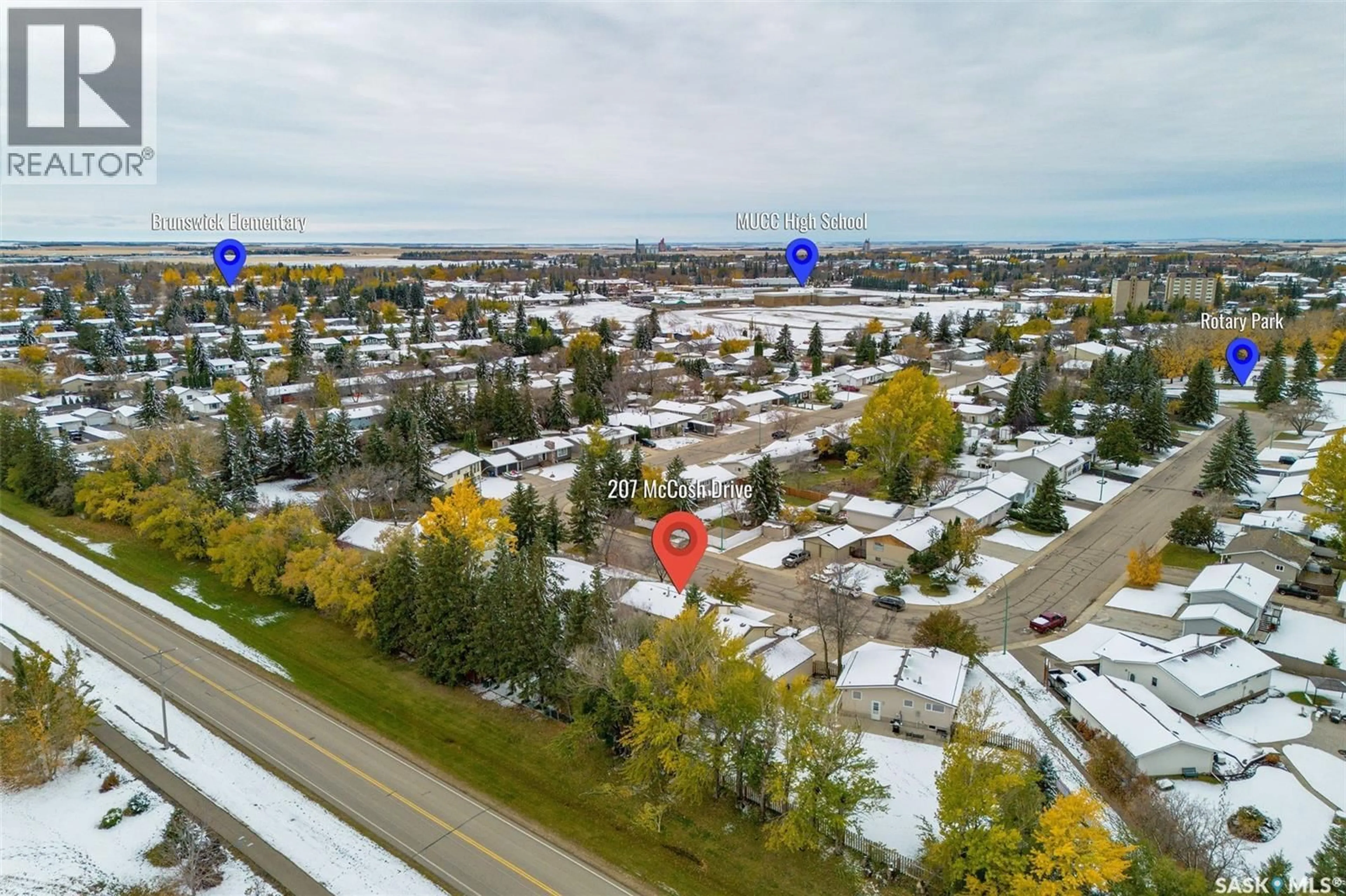 A pic from outside/outdoor area/front of a property/back of a property/a pic from drone, street for 207 MCCOSH DRIVE, Melfort Saskatchewan S0E1A0