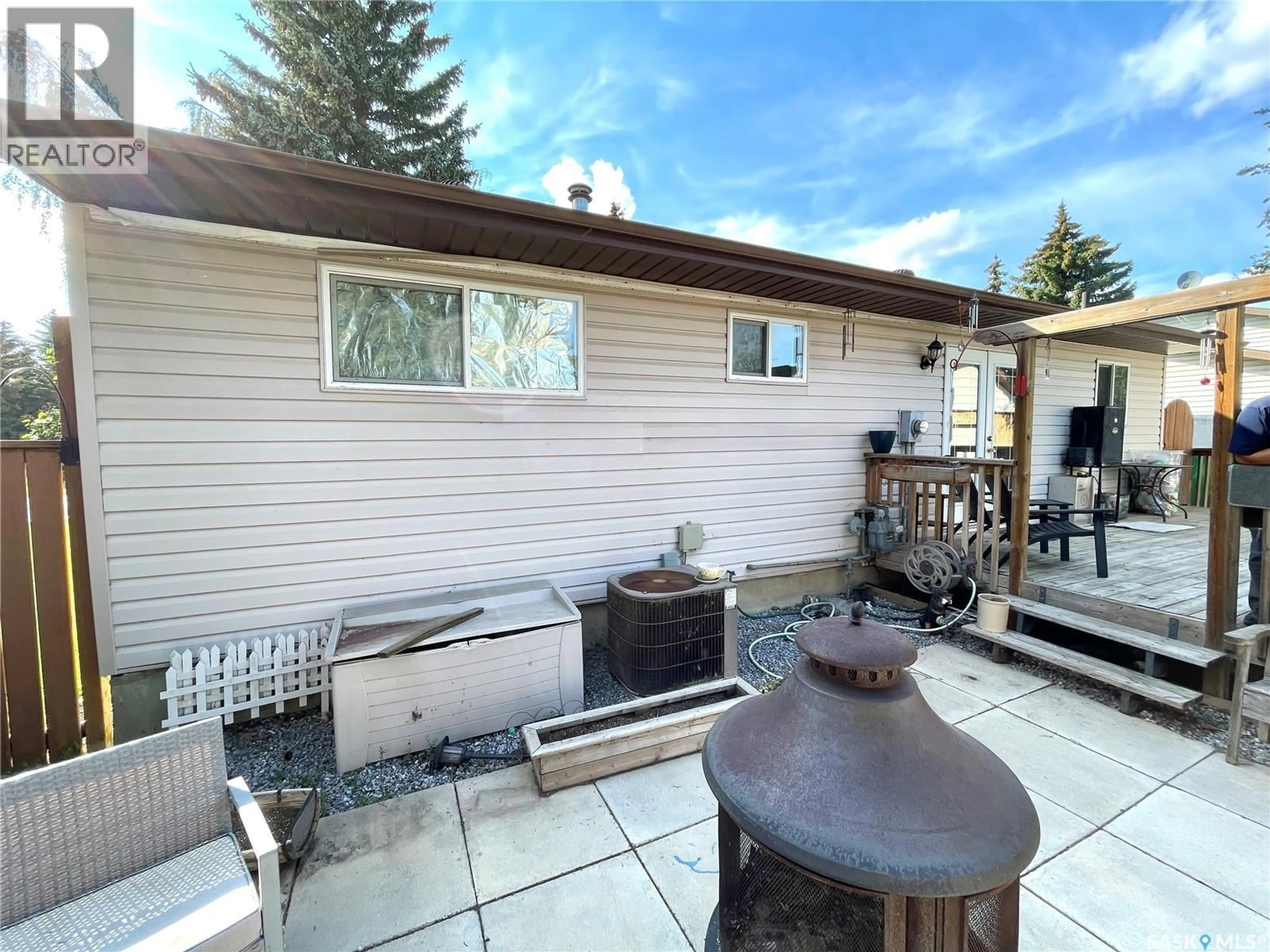 Patio, unknown for 2472 ROSS CRESCENT, North Battleford Saskatchewan S9A3R3