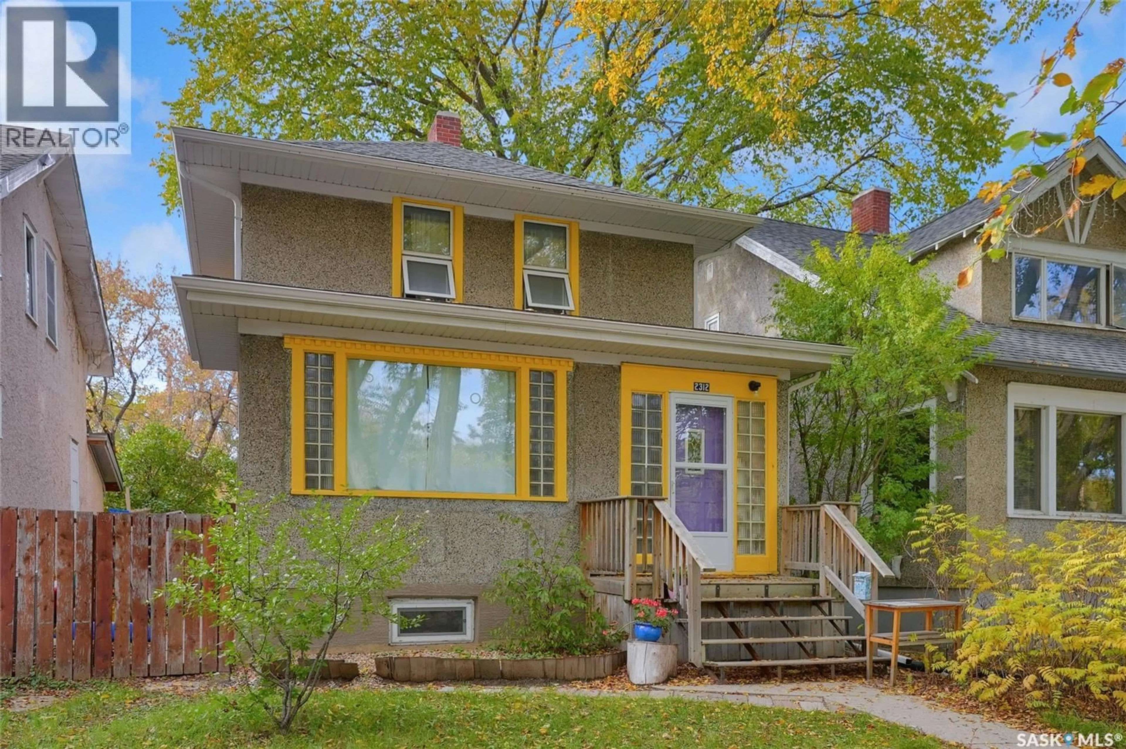 Home with vinyl exterior material, street for 2312 QUEBEC STREET, Regina Saskatchewan S4P1K4