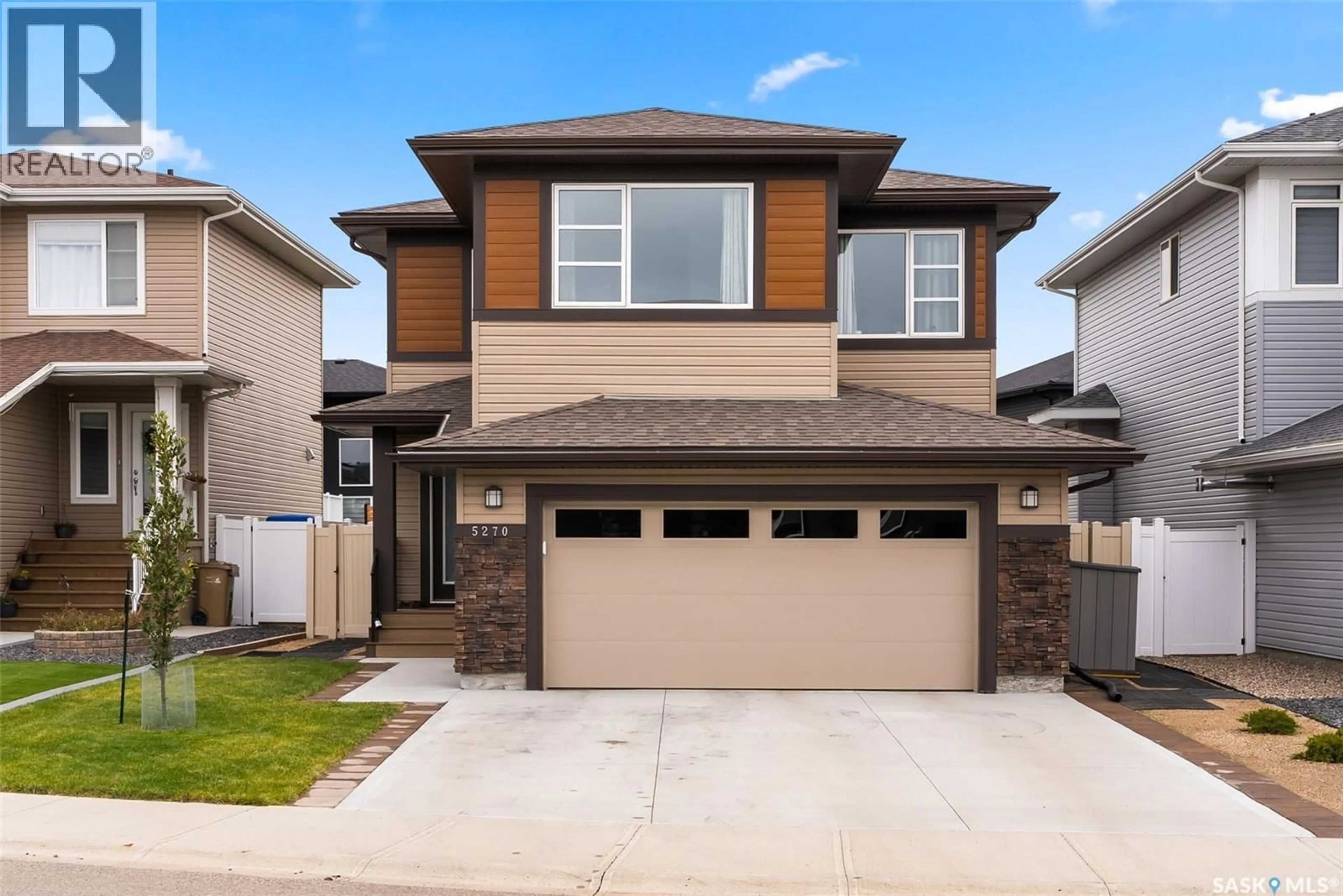 Home with vinyl exterior material, street for 5270 GREEN CRESCENT, Regina Saskatchewan S4V3T1
