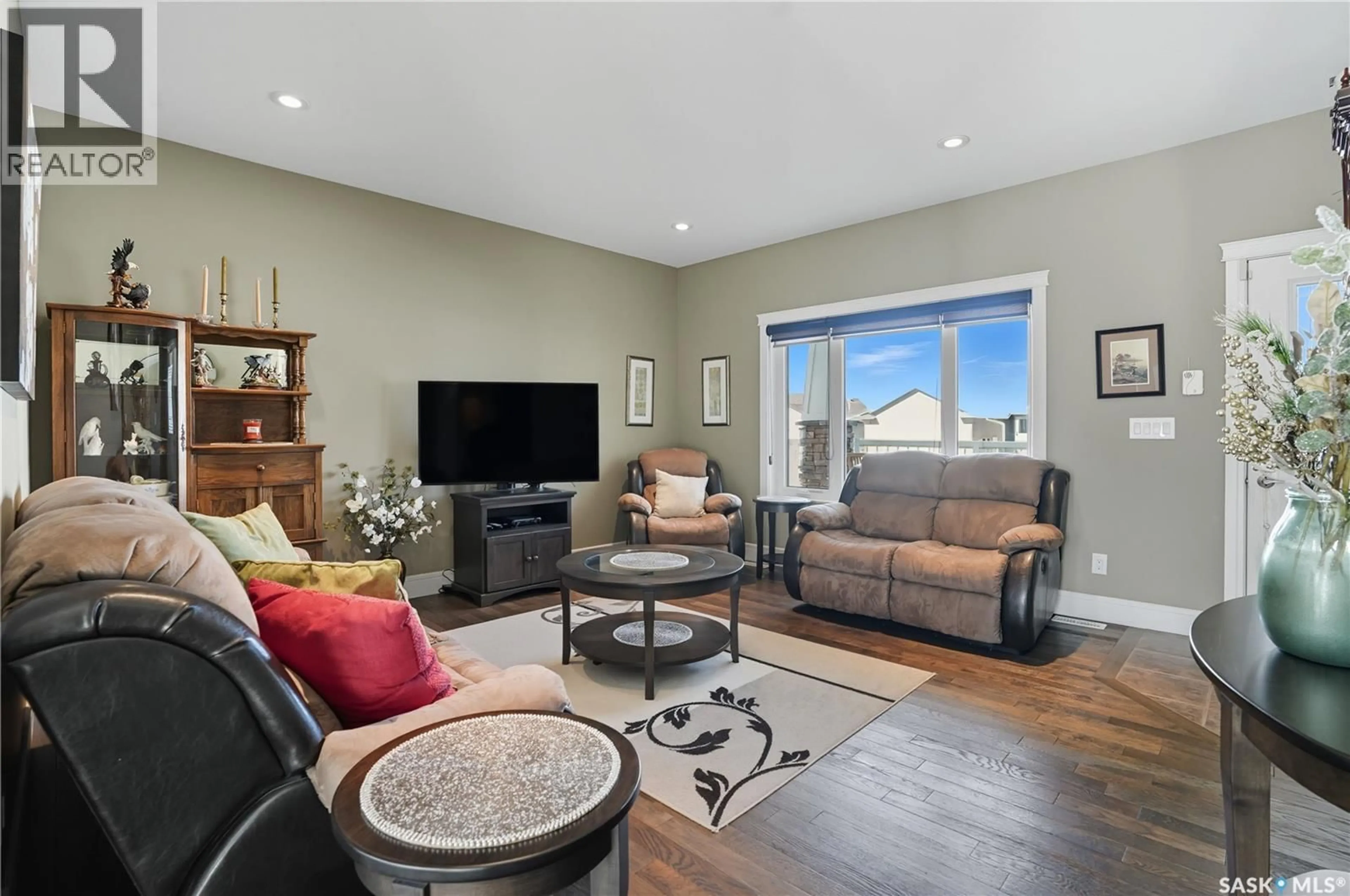 Living room with furniture, unknown for 805 WEISDORFF PLACE, Warman Saskatchewan S0K4S2