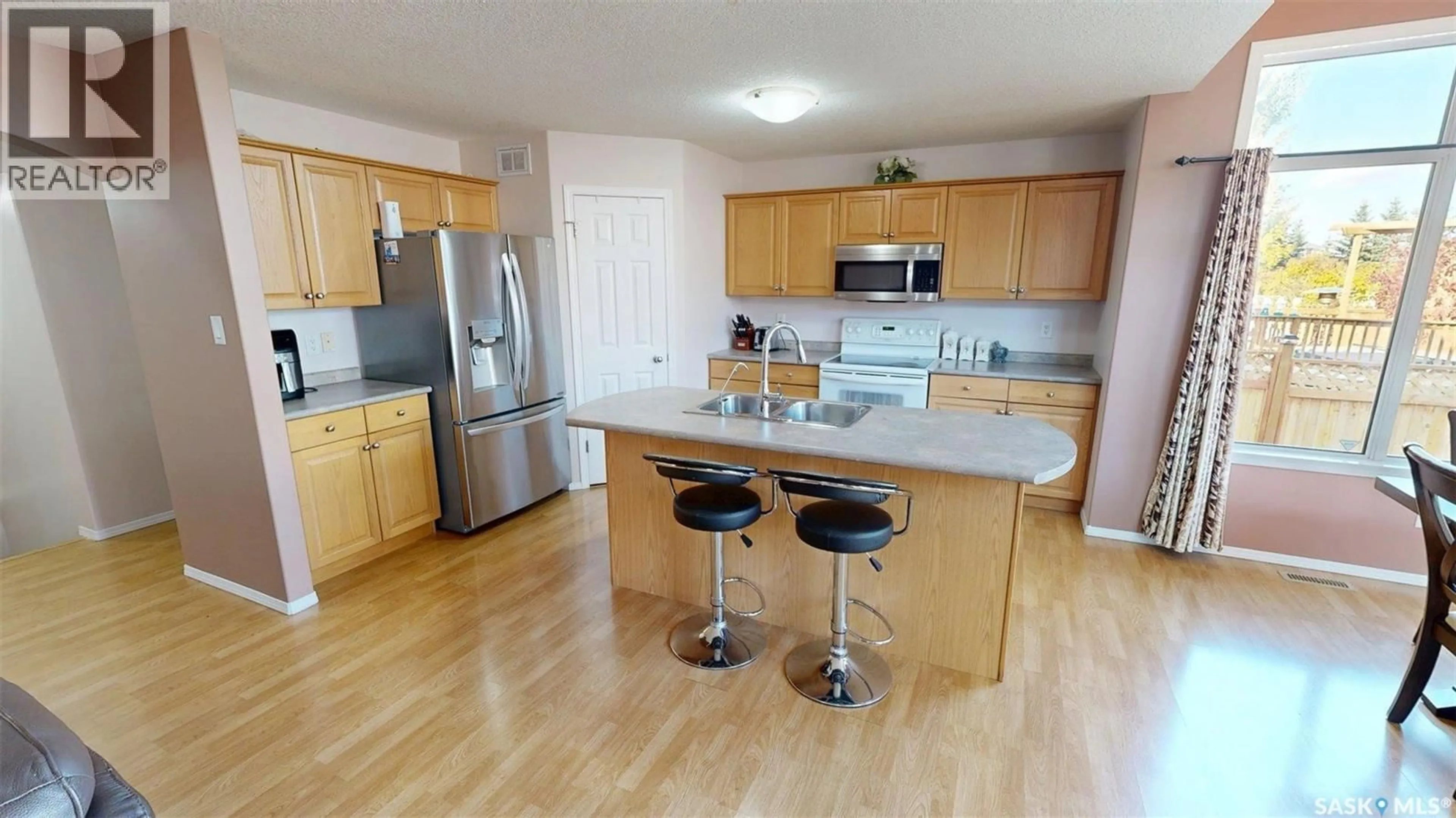 Open concept kitchen, unknown for 5175 BOSWELL CRESCENT, Regina Saskatchewan S4X4S4