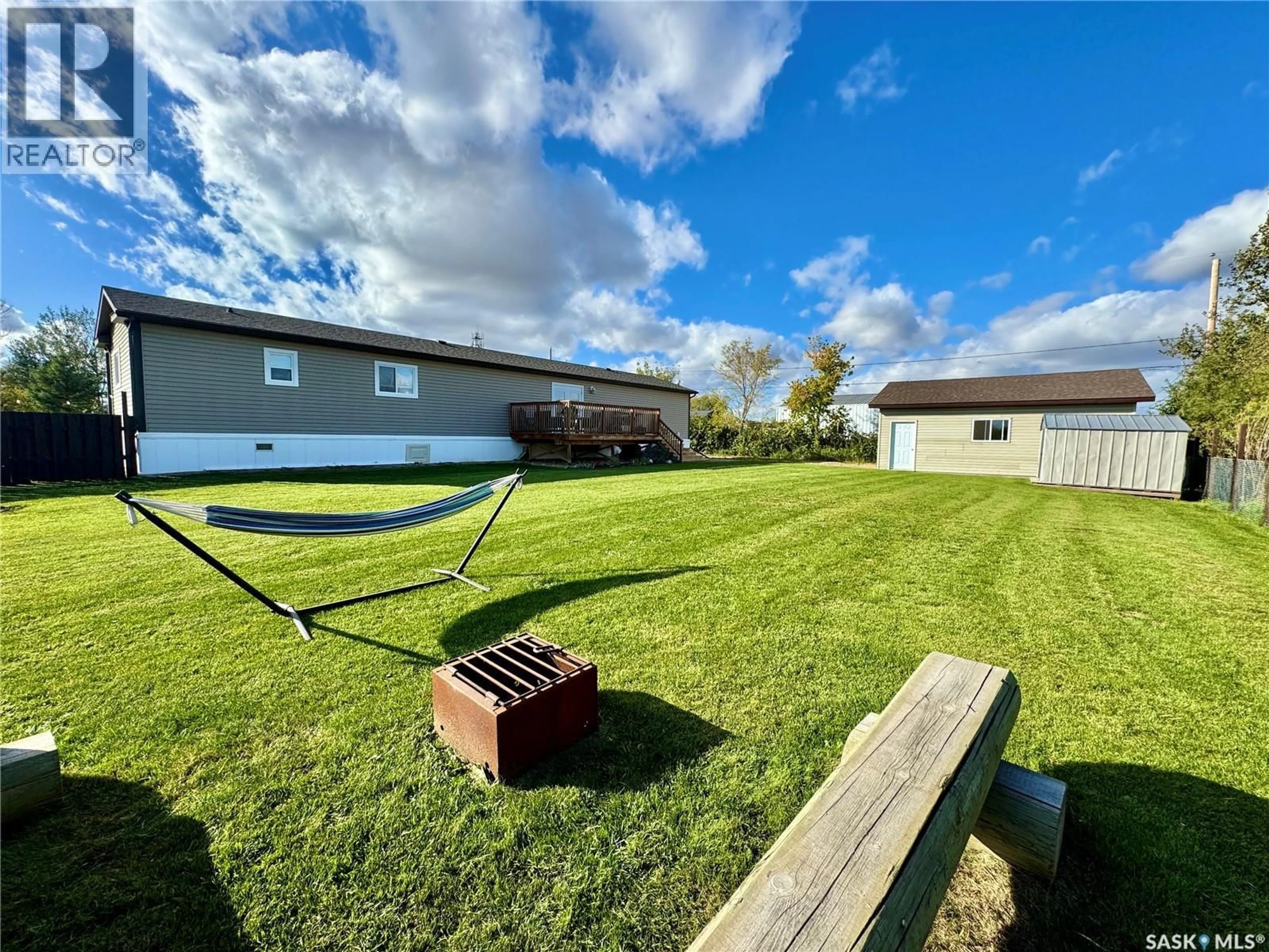 A pic from outside/outdoor area/front of a property/back of a property/a pic from drone, water/lake/river/ocean view for 100 MACDONALD STREET, Stockholm Saskatchewan S0A3Y0