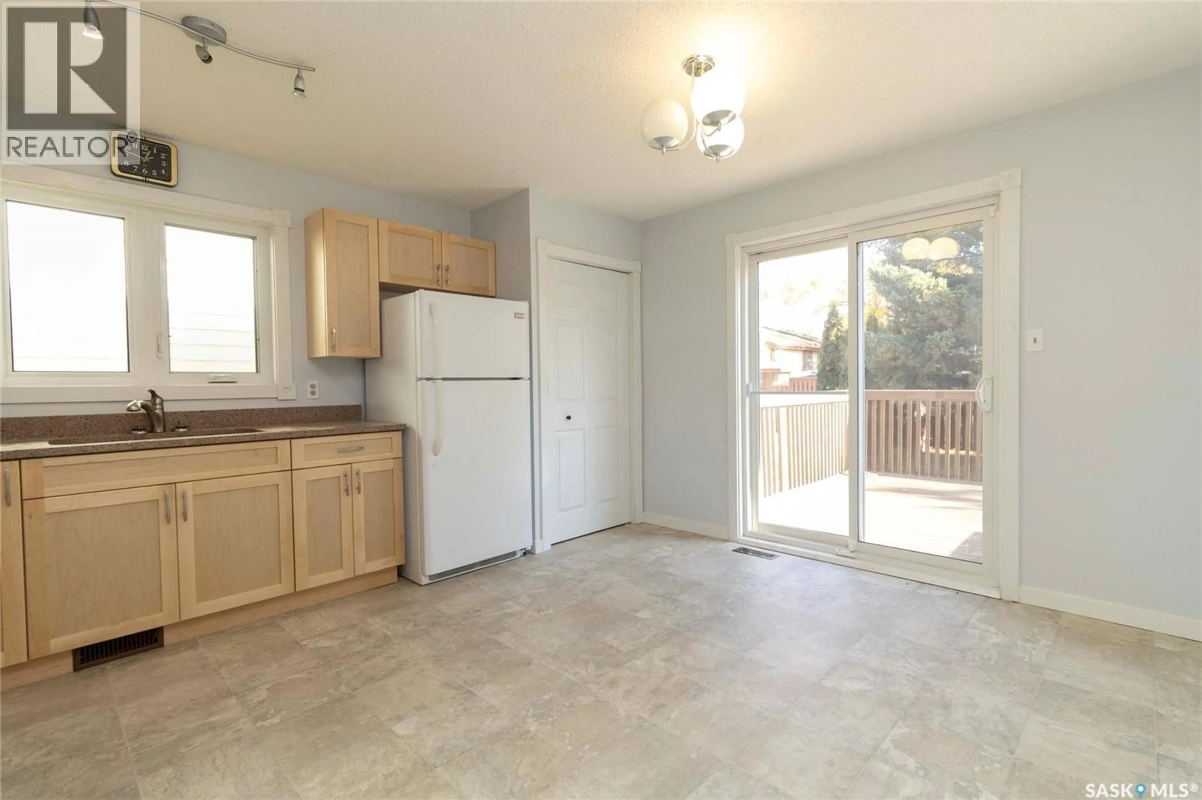 Unknown for 131 SHERRY CRESCENT, Saskatoon Saskatchewan S7M5R2