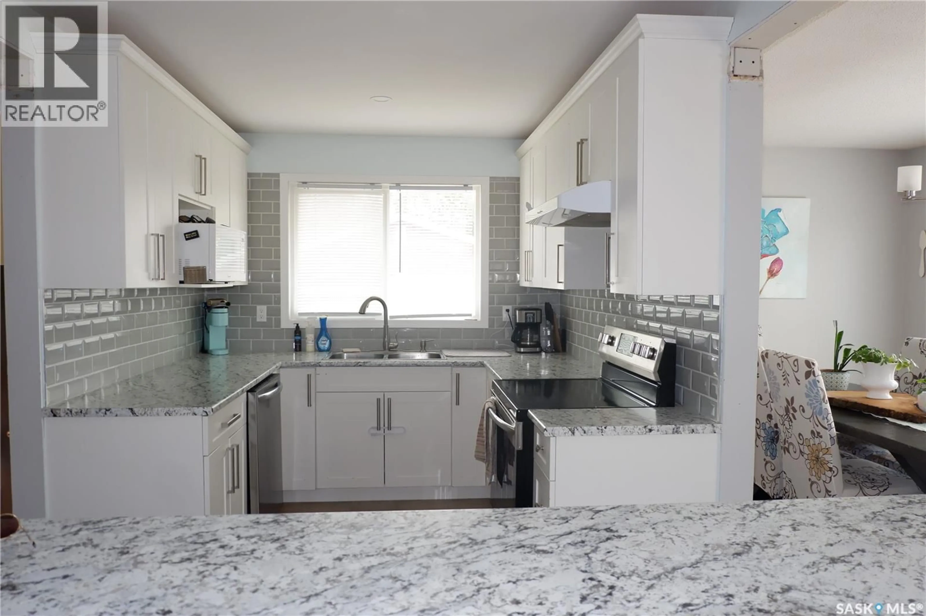 Standard kitchen, ceramic/tile floor for 107 EMPIRE PLACE, Assiniboia Saskatchewan S0H0B0