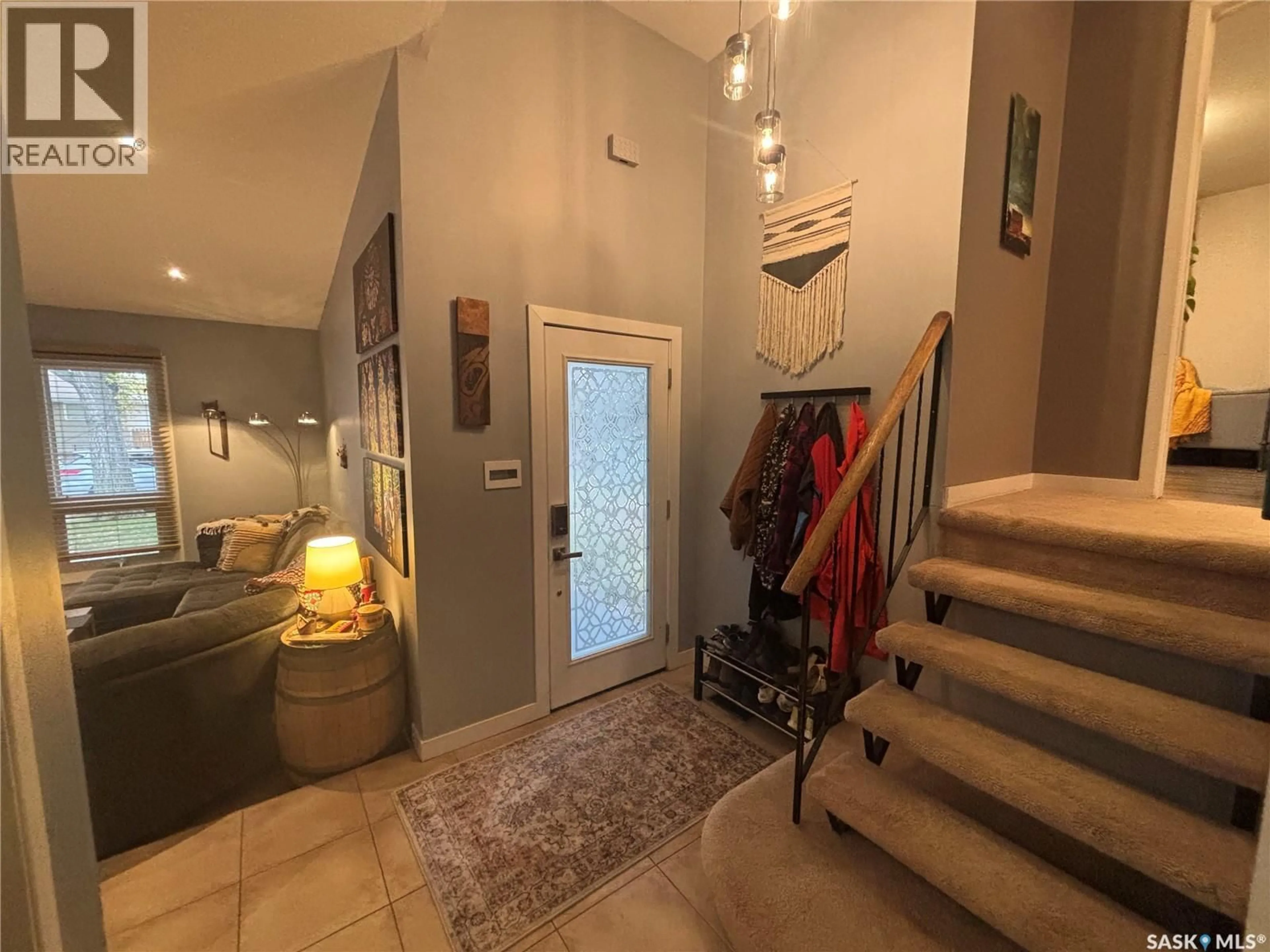 Indoor entryway for 156 TREMAINE AVENUE, Regina Saskatchewan S4R6S5