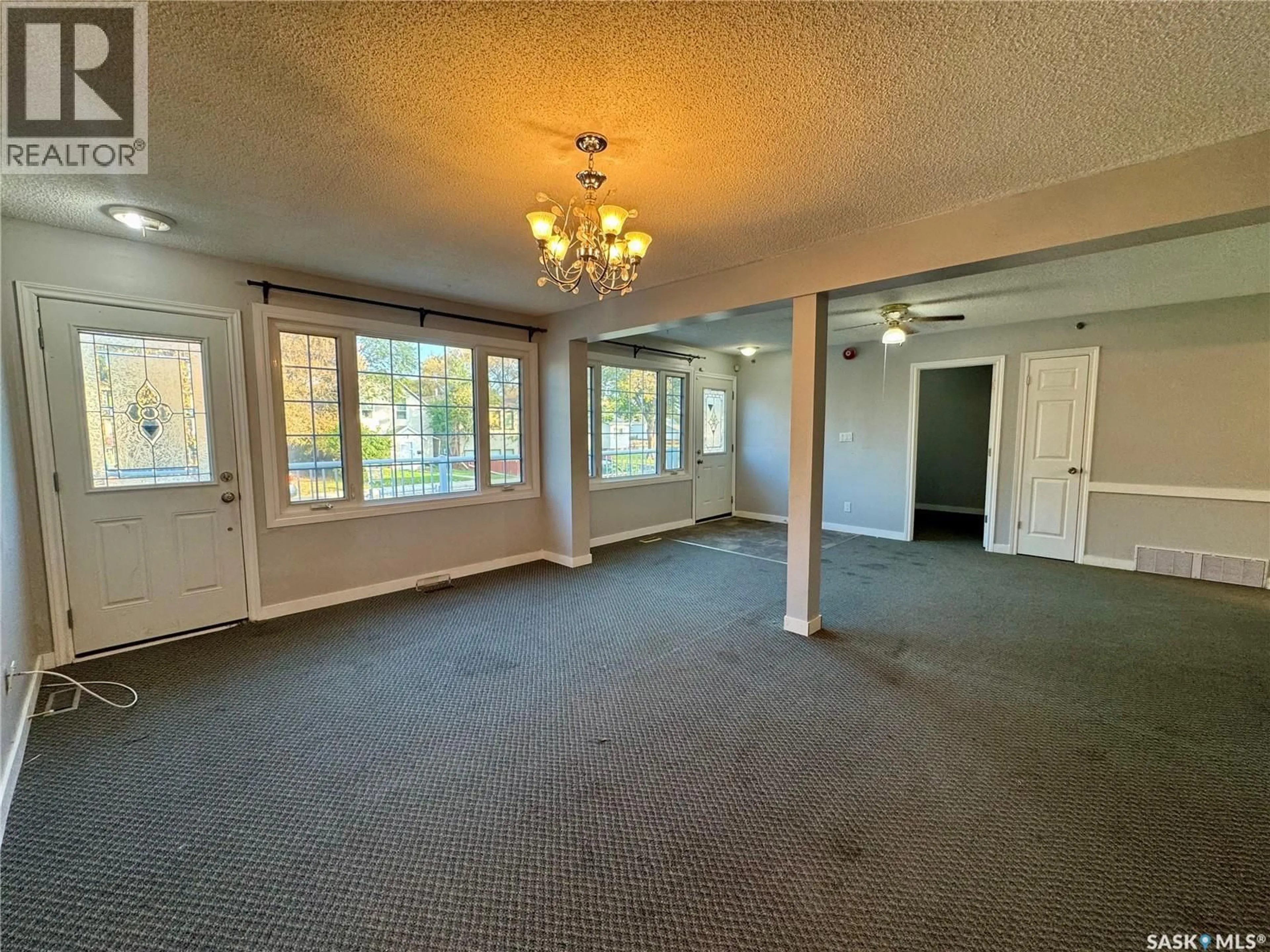 A pic of a room for 540 WASCANA STREET, Regina Saskatchewan S4R4J2