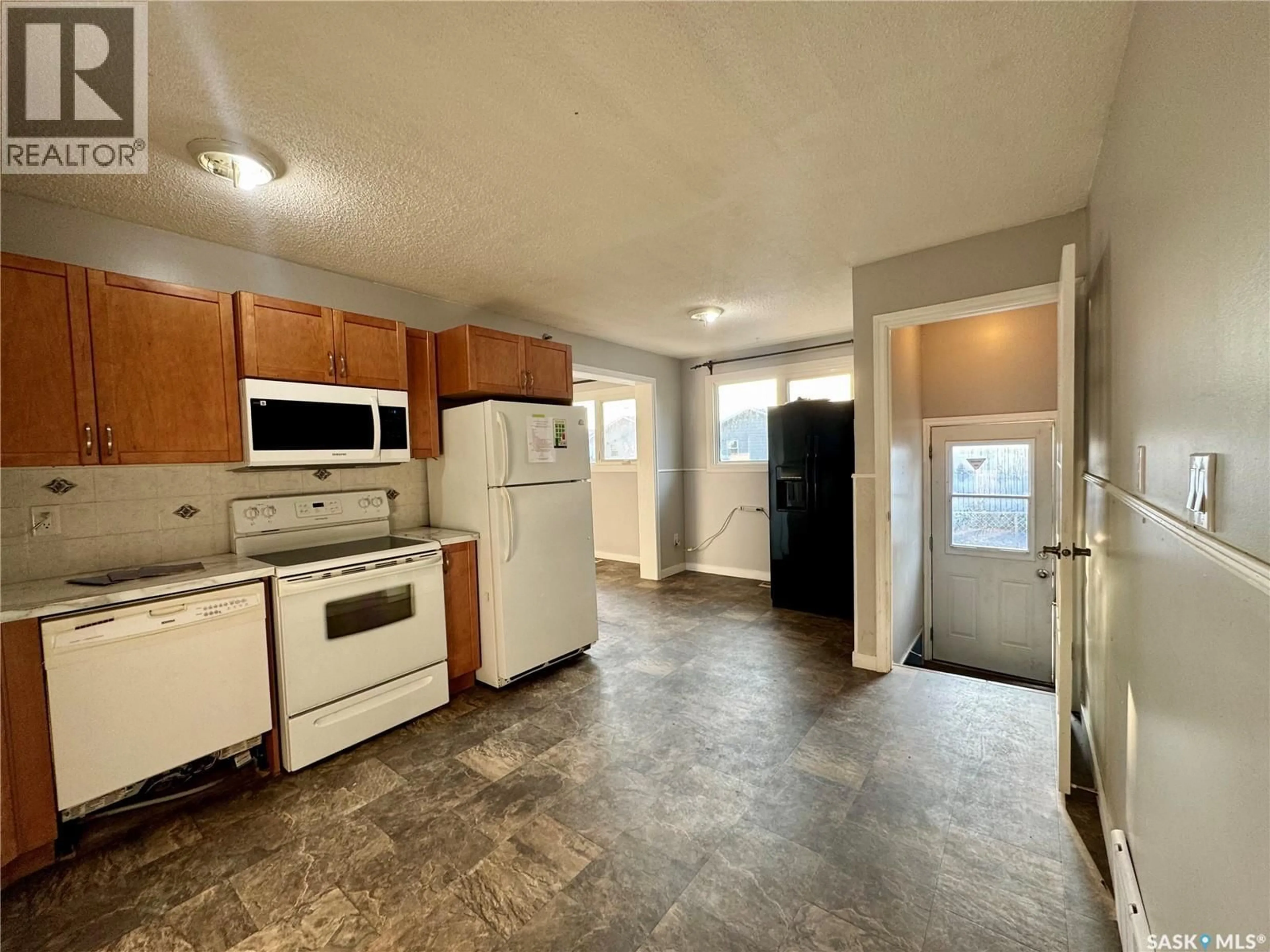 Unknown for 540 WASCANA STREET, Regina Saskatchewan S4R4J2
