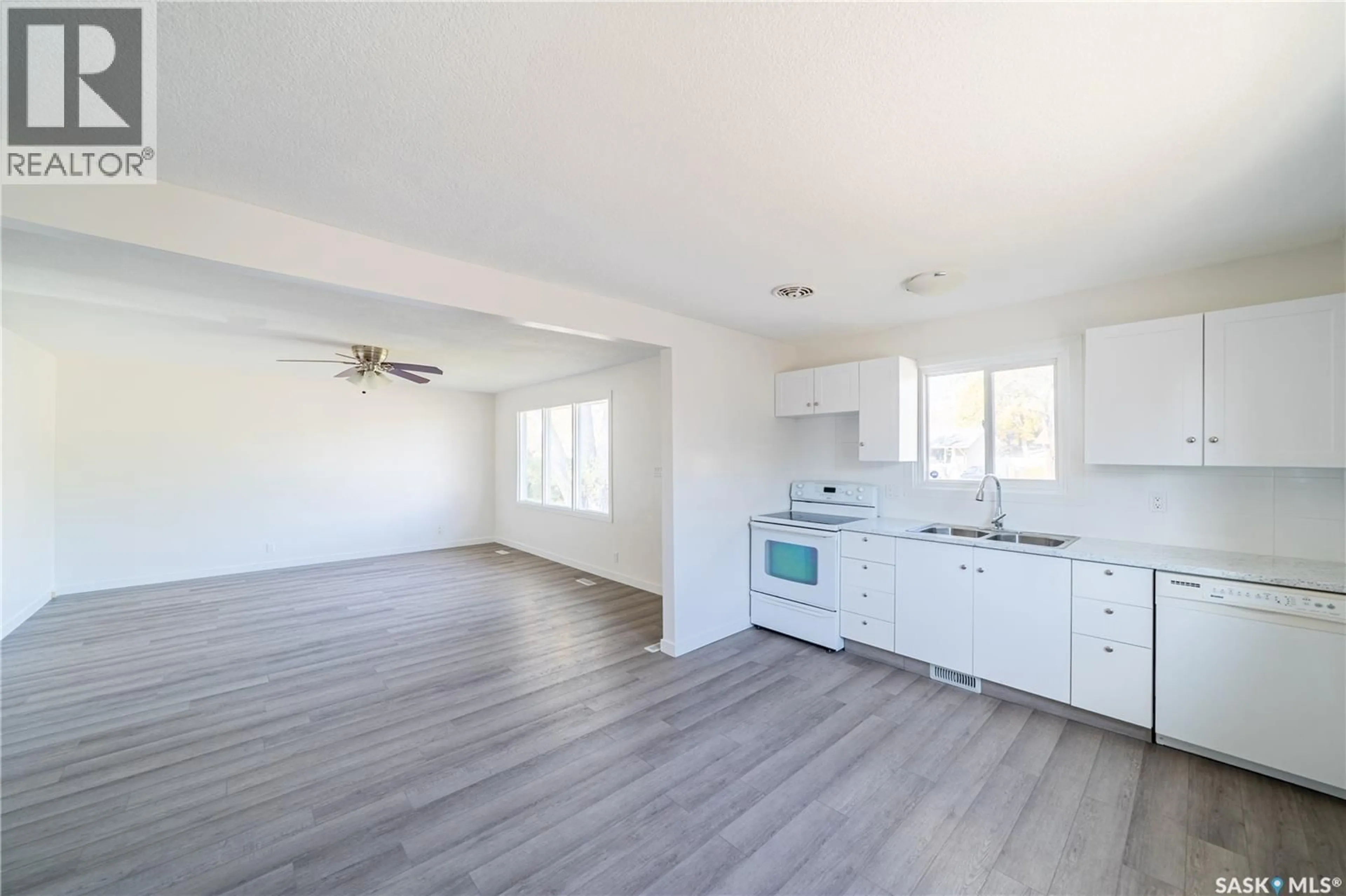 A pic of a room for E - 3111 DEWDNEY AVENUE, Regina Saskatchewan S4N5K3