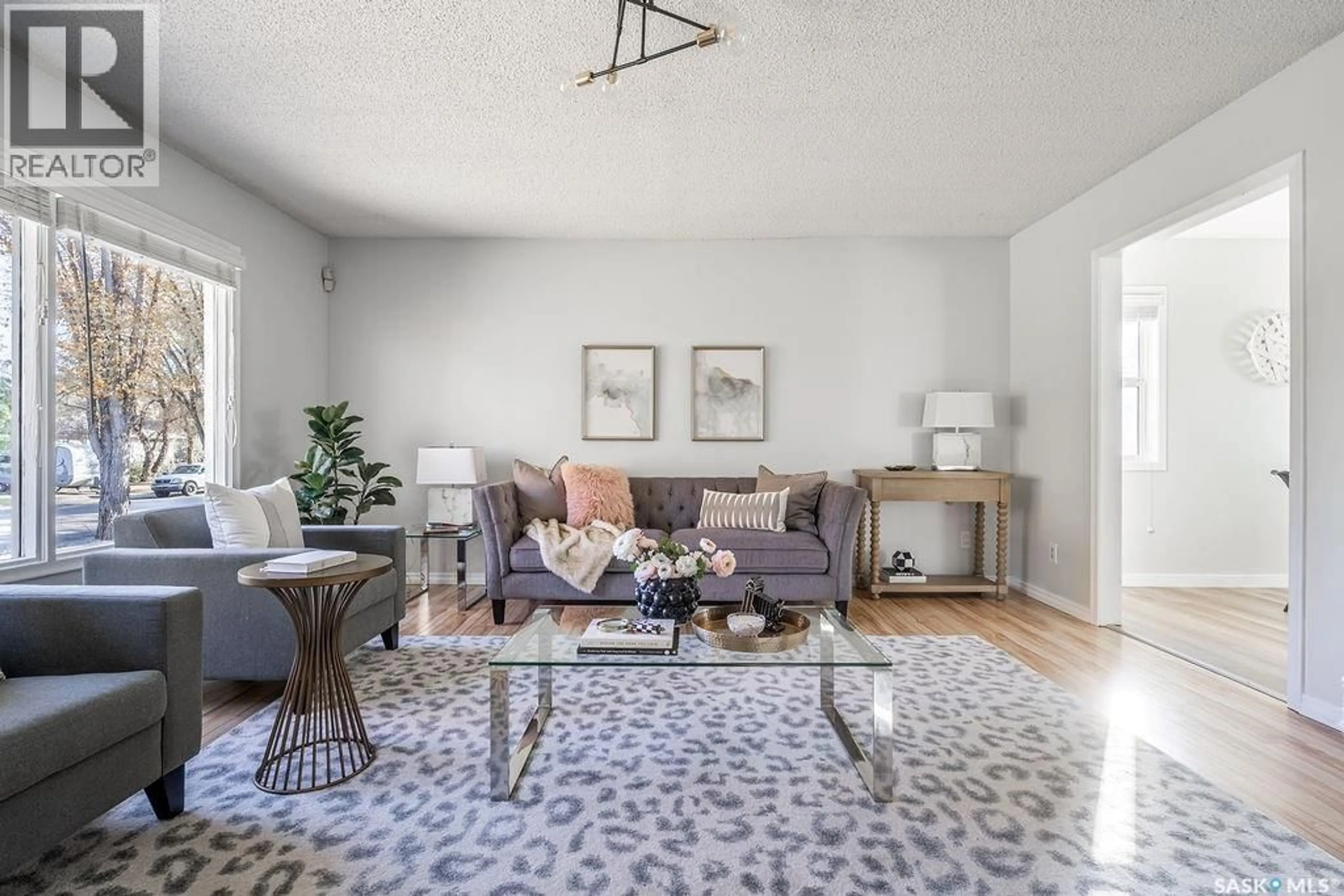 Living room with furniture, unknown for 2512 MELROSE AVENUE, Saskatoon Saskatchewan S7J0V6