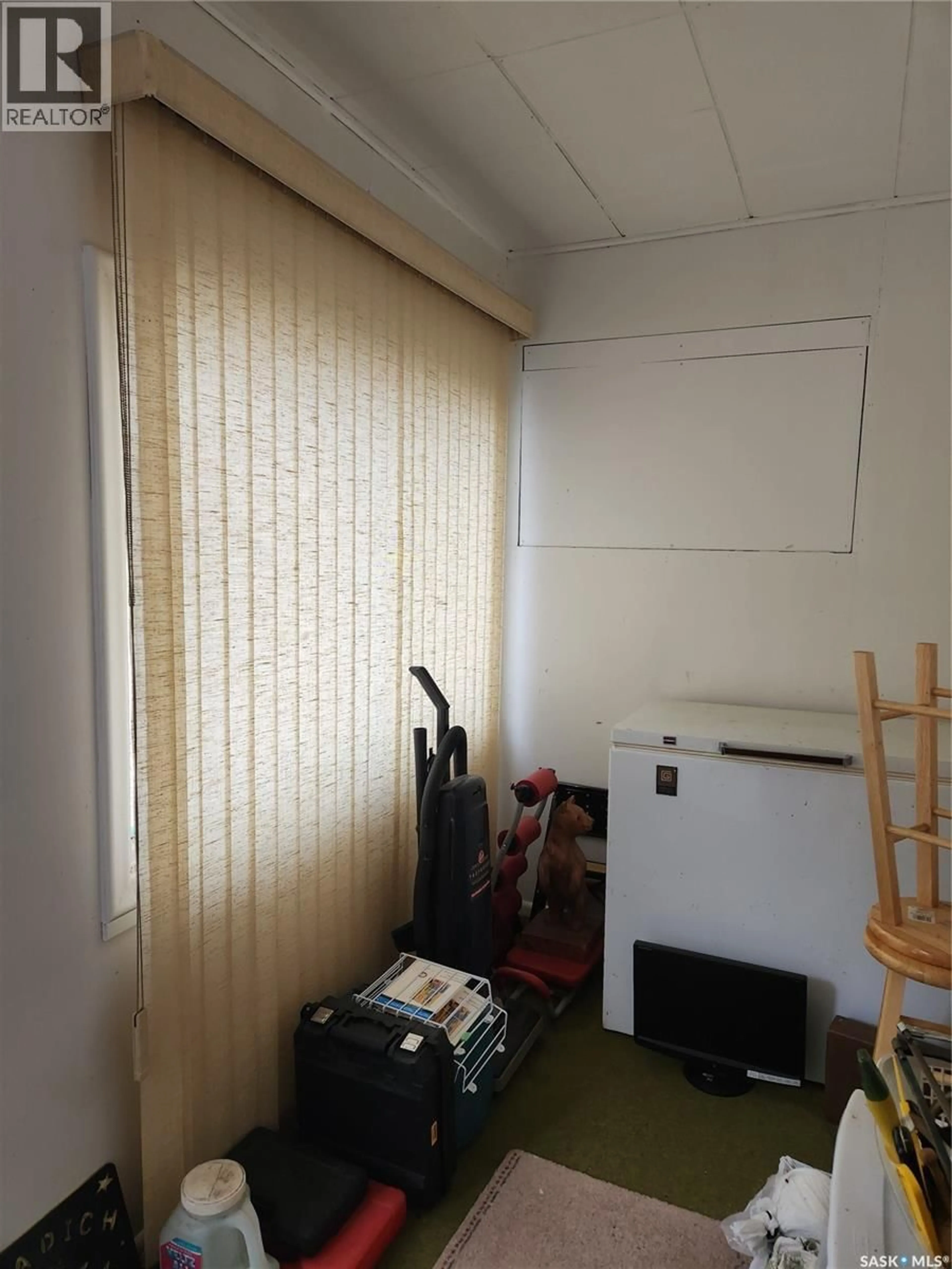 A pic of a room for 1146 WILLOW AVENUE, Moose Jaw Saskatchewan S6H1G8