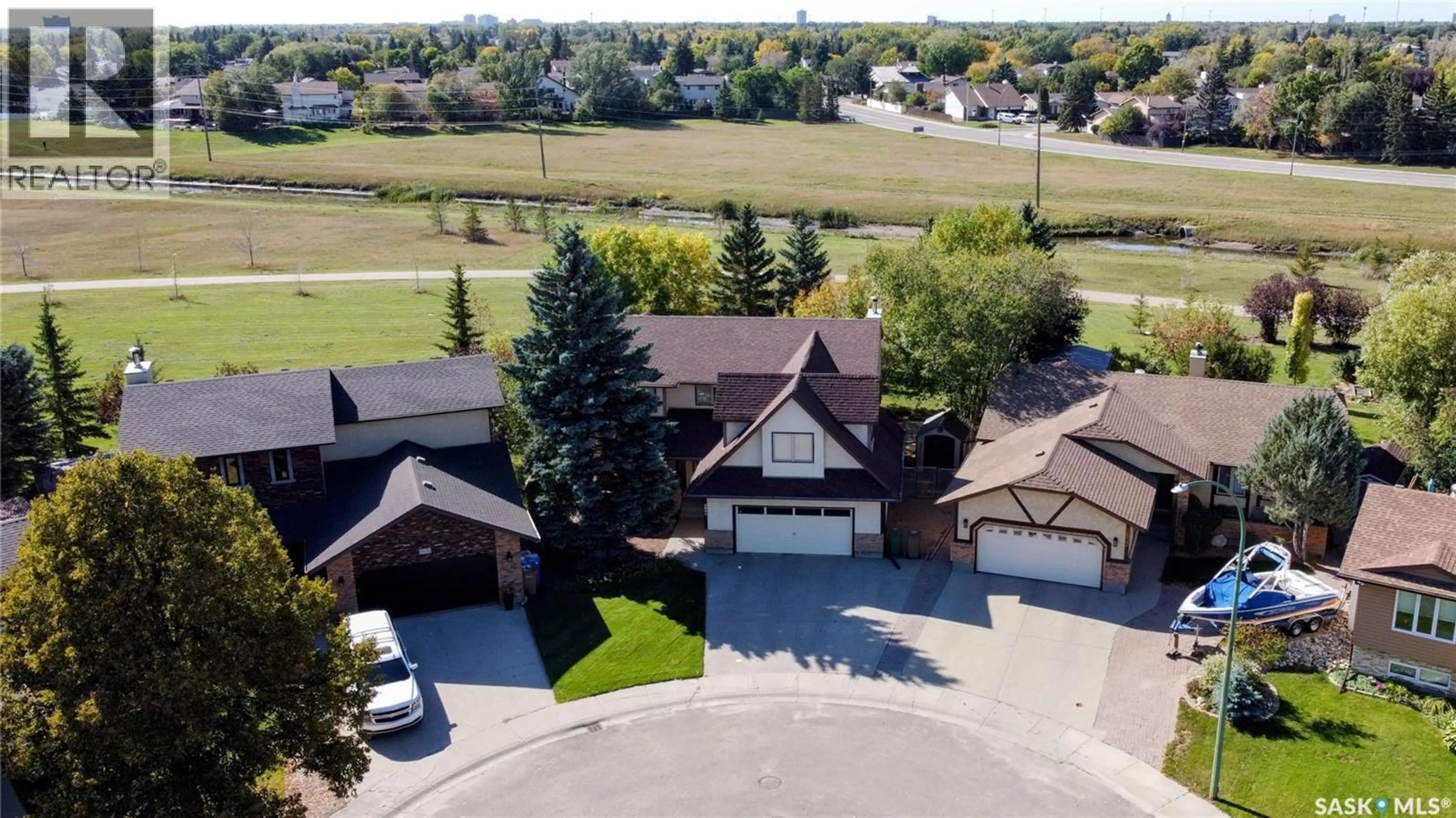 A pic from outside/outdoor area/front of a property/back of a property/a pic from drone, mountain view for 2631 CROCUS DRIVE, Regina Saskatchewan S4V1S8
