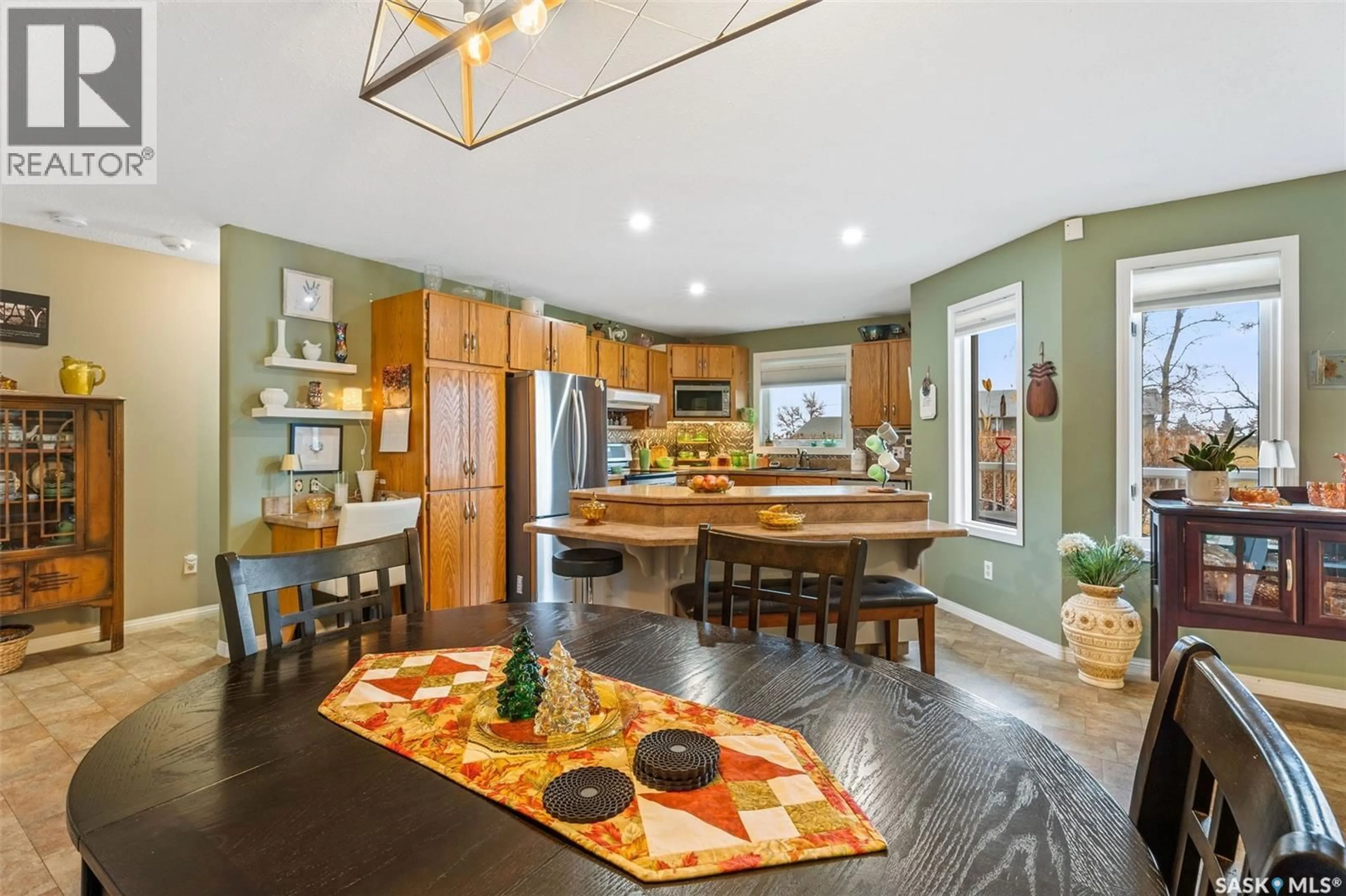 Open concept kitchen, unknown for 213 1ST STREET, Beatty Saskatchewan S0J0C0