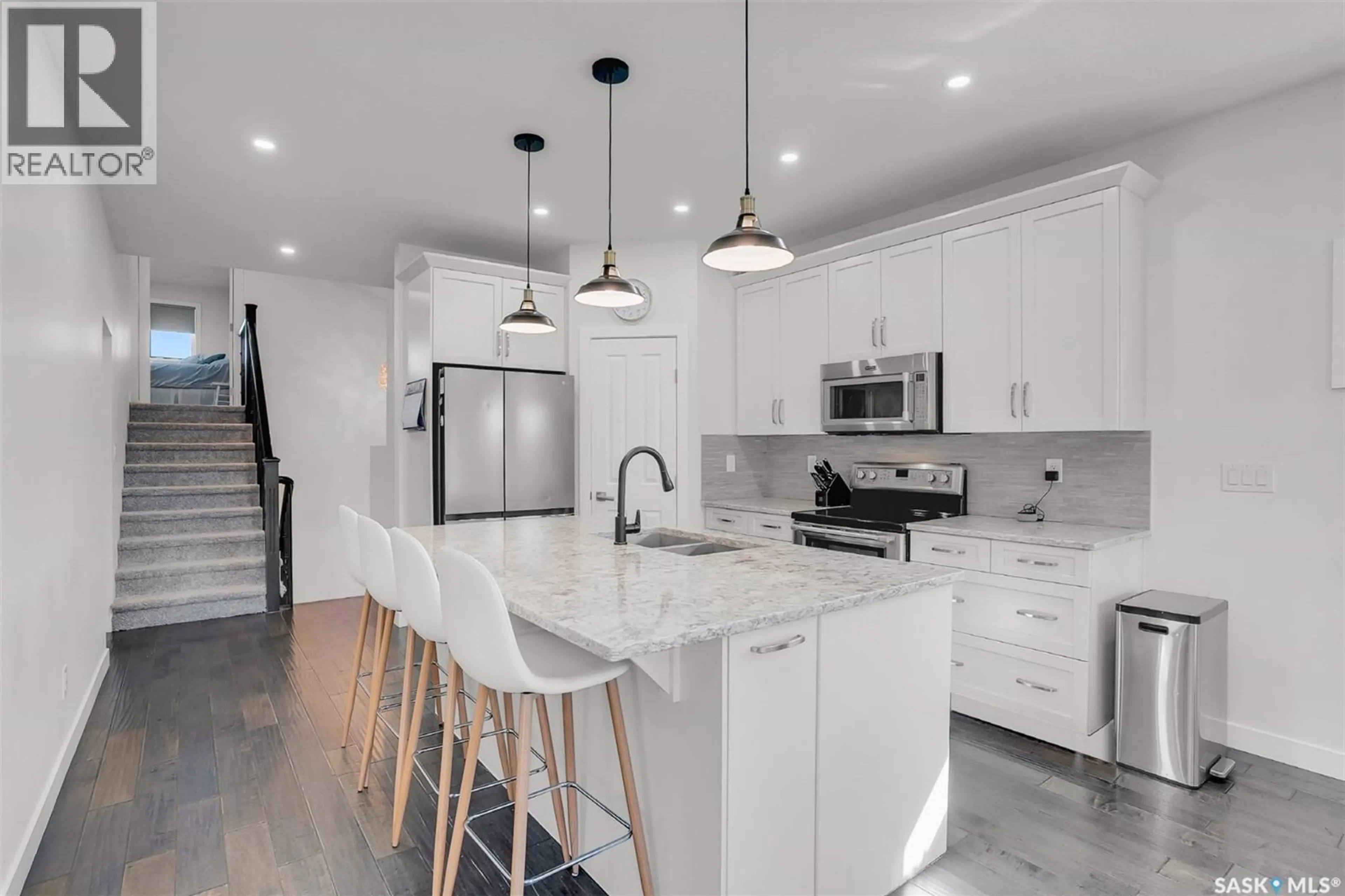 Open concept kitchen, unknown for 1042 GLACIAL SHORES COMMON, Saskatoon Saskatchewan S7W0R3