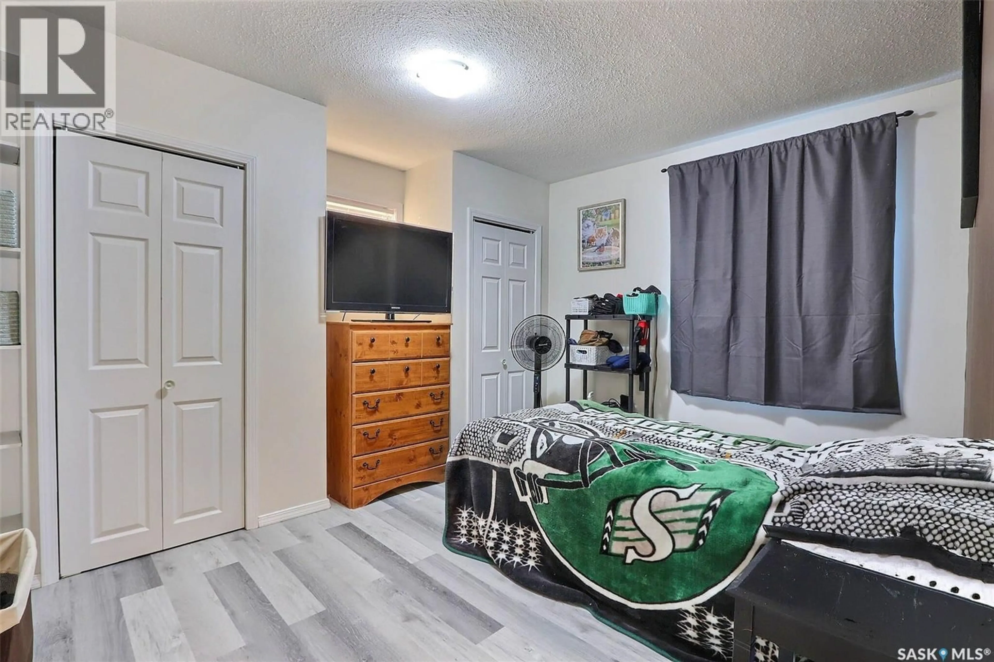 A pic of a room for 860 7TH STREET, Prince Albert Saskatchewan S6V0T2