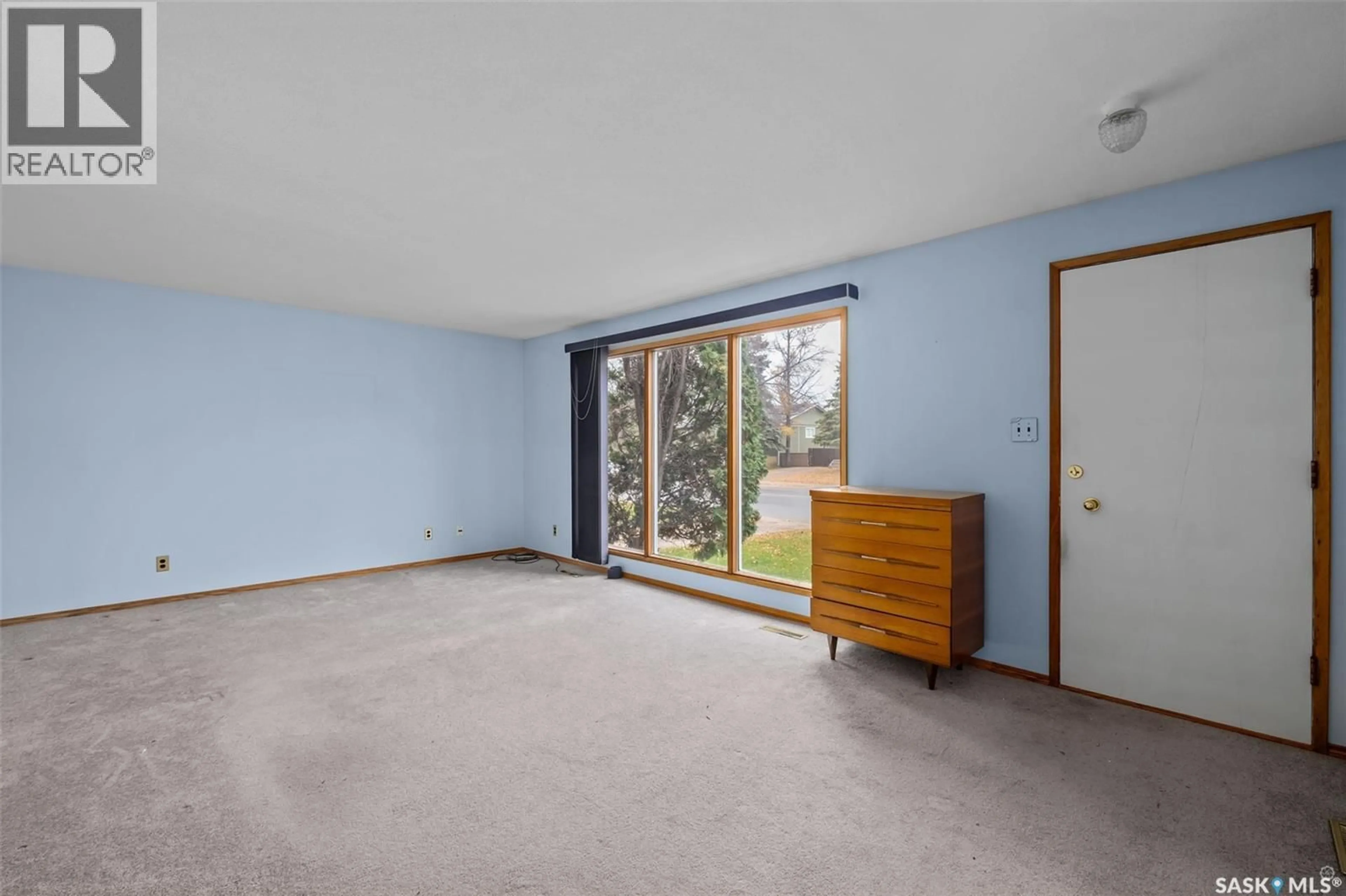 A pic of a room for 441 28TH  STREET, Prince Albert Saskatchewan S6V1X6