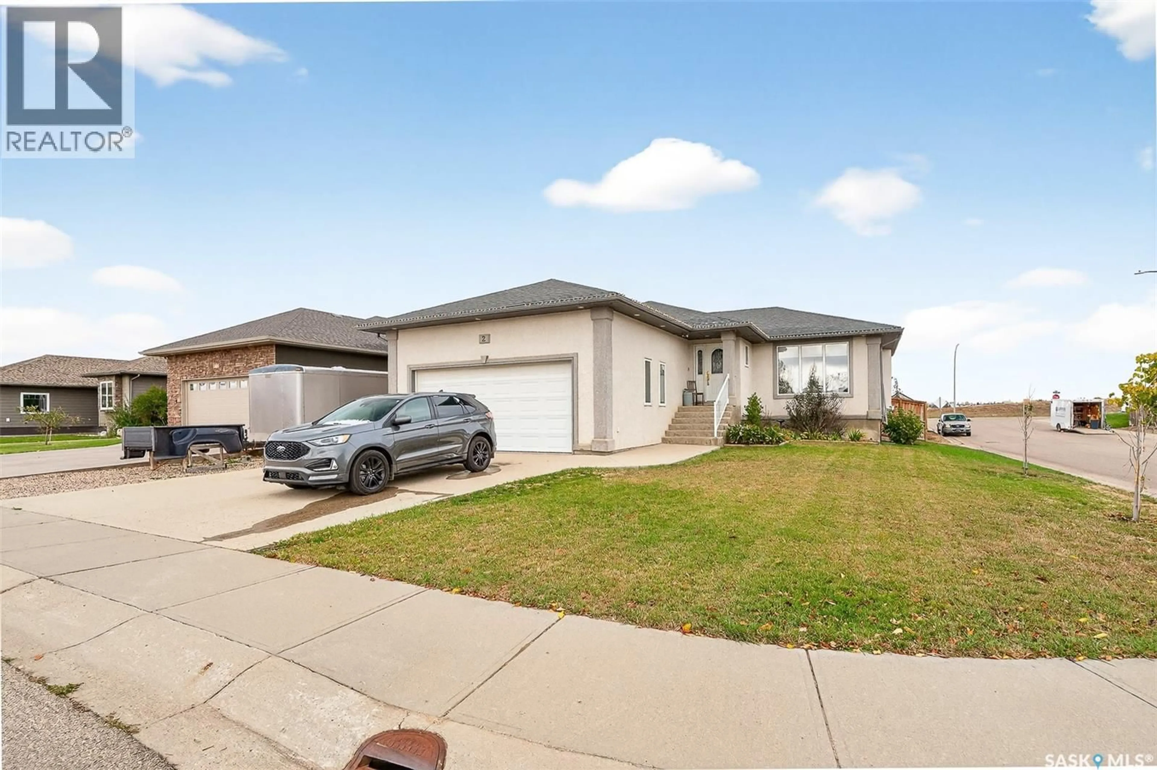 A pic from outside/outdoor area/front of a property/back of a property/a pic from drone, street for 2 BELMONT CRESCENT, Moose Jaw Saskatchewan S6K1C5
