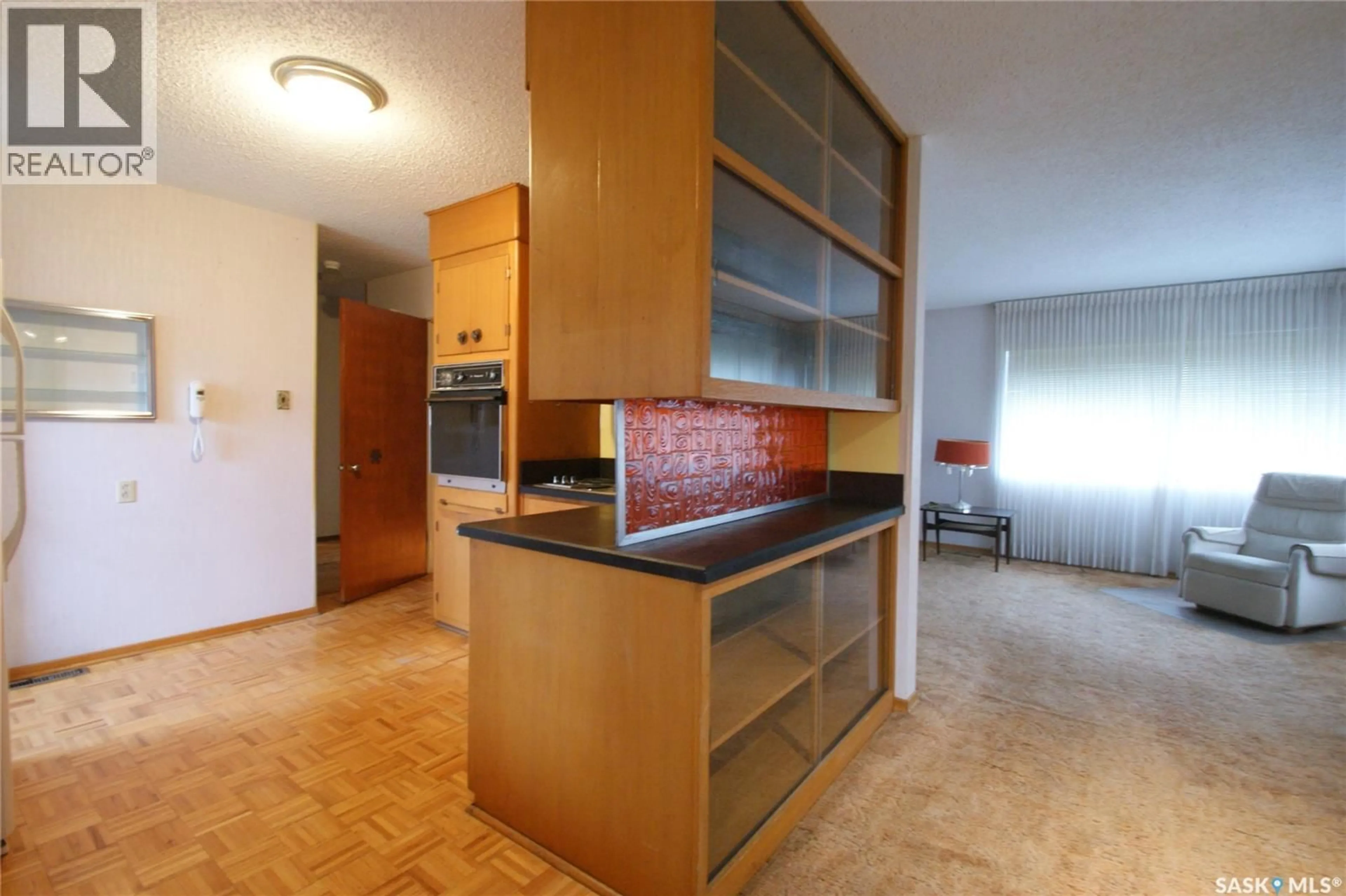 Standard kitchen, unknown for 2514 DUFFERIN AVENUE, Saskatoon Saskatchewan S7J1C6