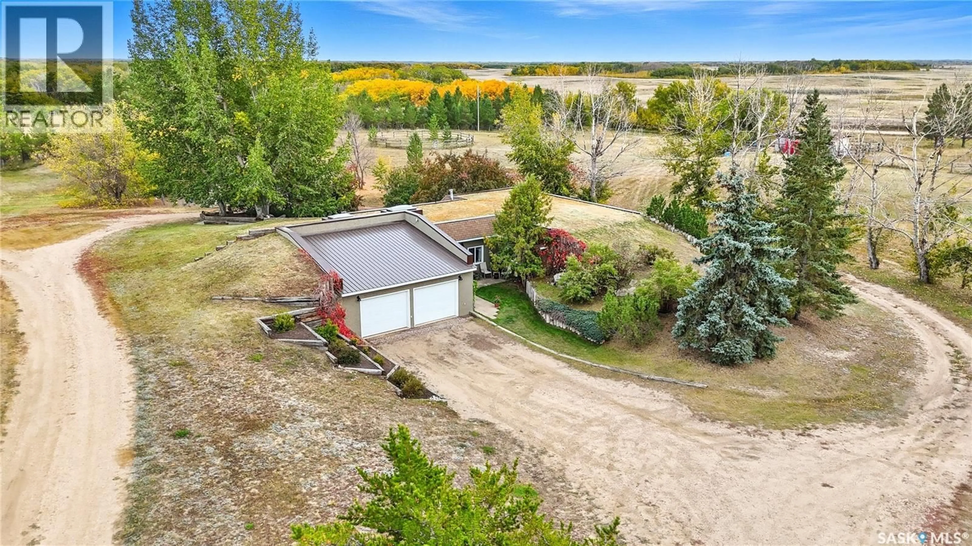 A pic from outside/outdoor area/front of a property/back of a property/a pic from drone, unknown for 65 SOUTHWINDS DRIVE, Corman Park Rm No. 344 Saskatchewan S7K1P5