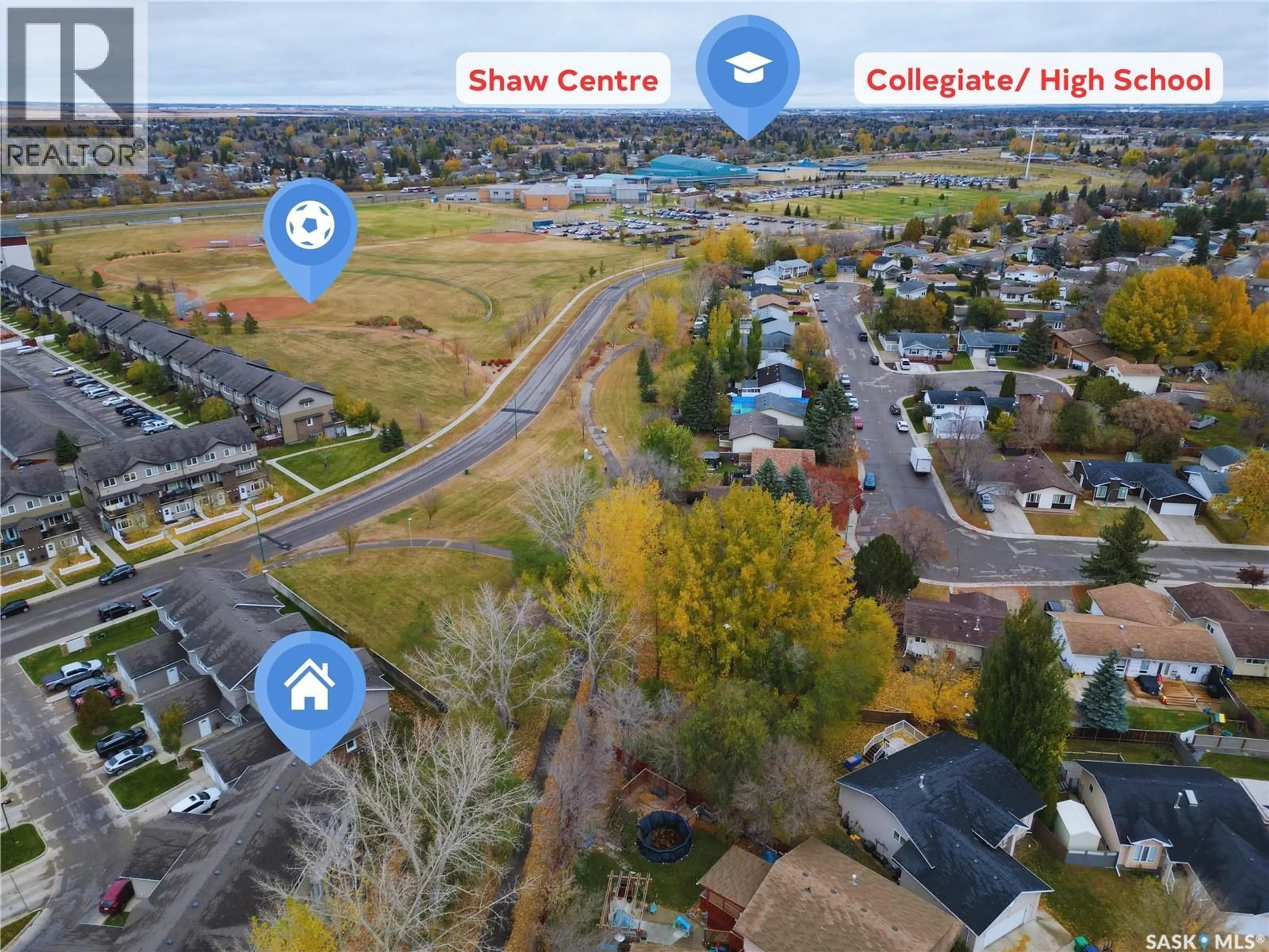 A pic from outside/outdoor area/front of a property/back of a property/a pic from drone, street for 201 715 HART ROAD, Saskatoon Saskatchewan S7M3Y7