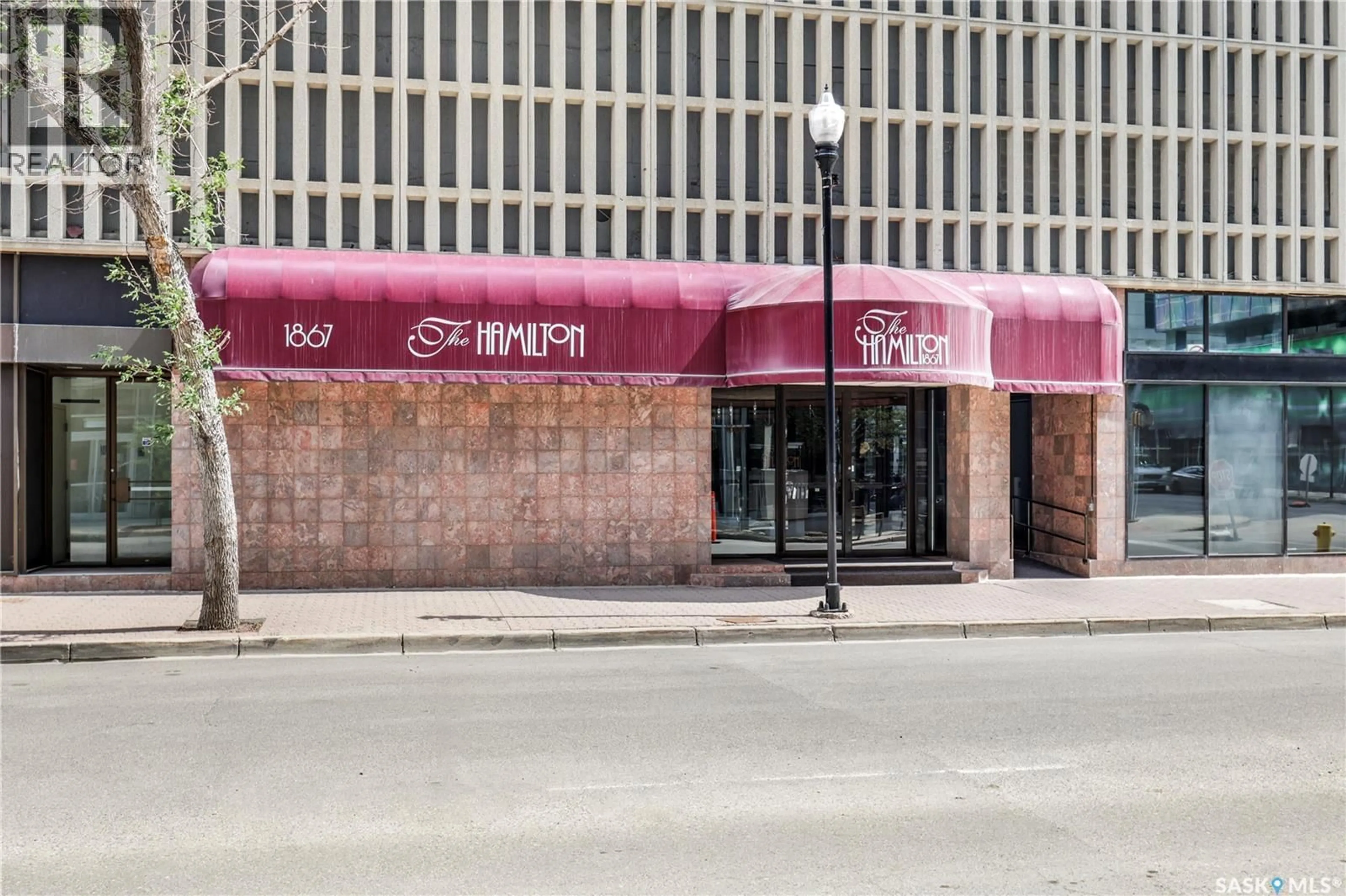 Indoor foyer for 1867 - 1105 HAMILTON STREET, Regina Saskatchewan S4P2C2