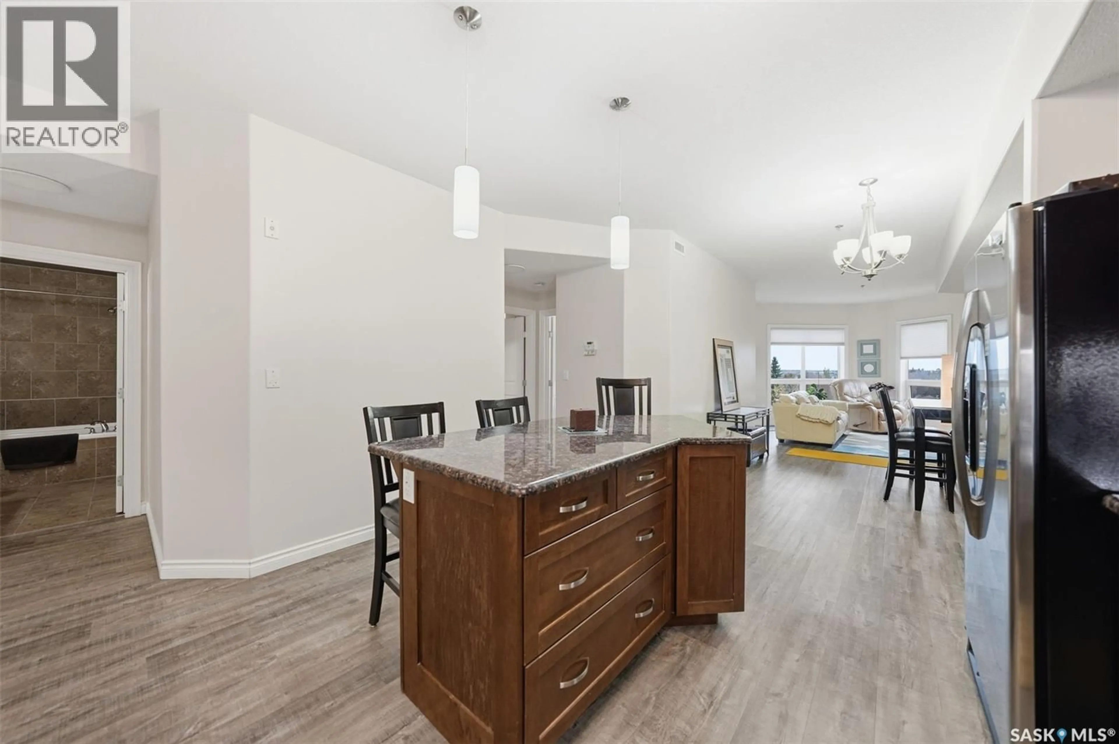 Open concept kitchen, unknown for 227 - 306 PINEHOUSE DRIVE, Saskatoon Saskatchewan S7K6N9