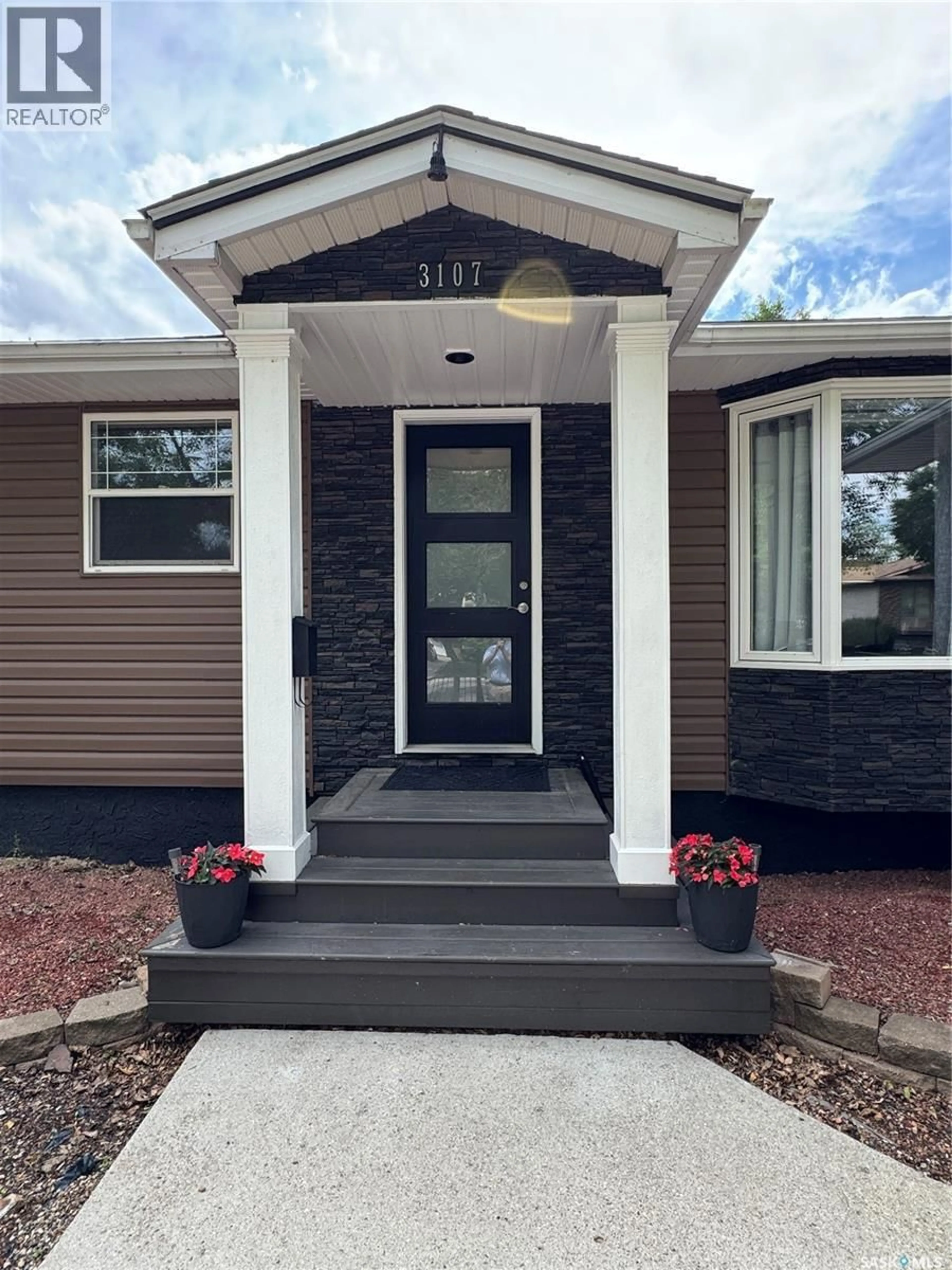 Unknown for 3107 7TH AVENUE, Regina Saskatchewan S4N5G1