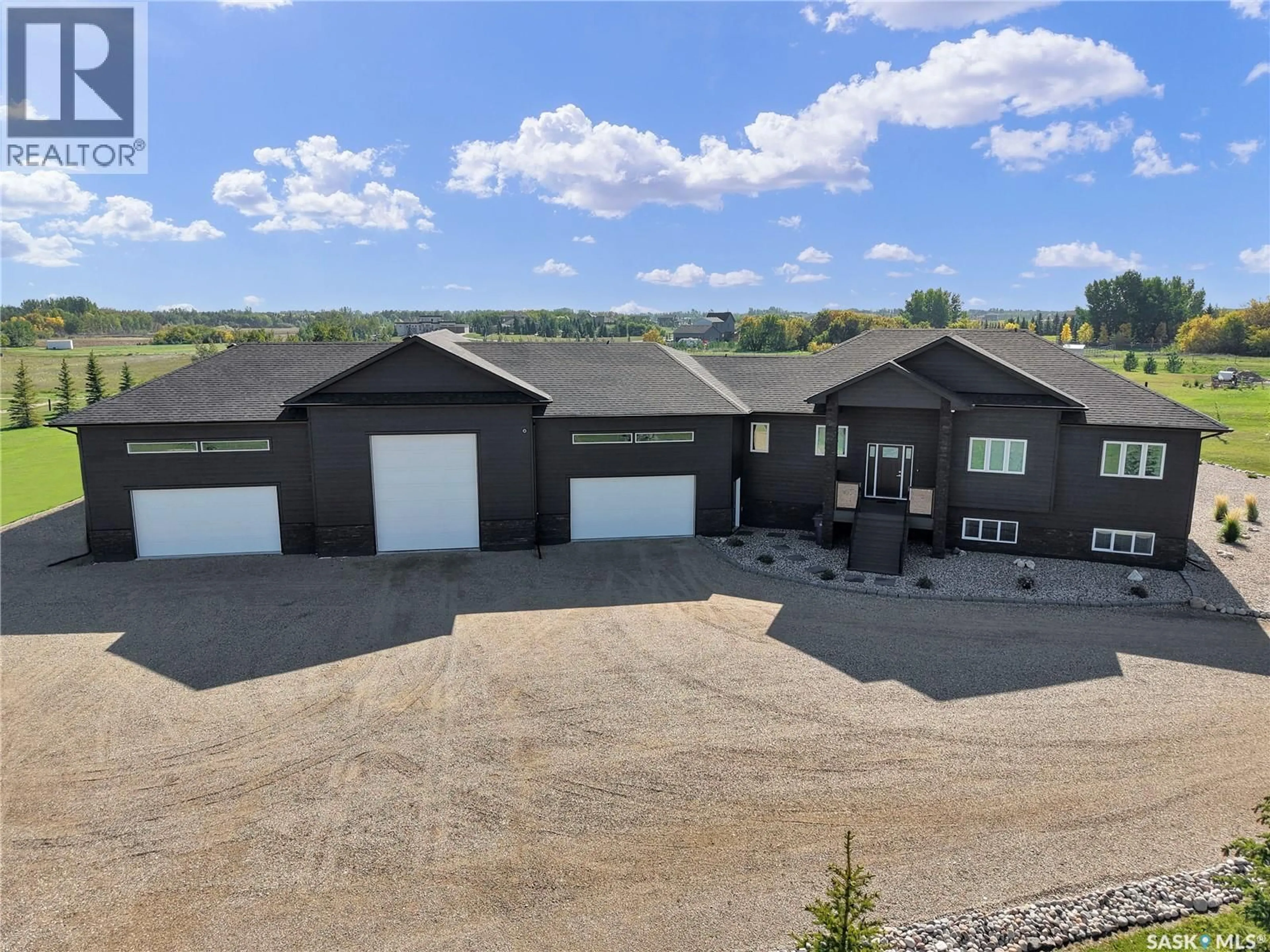 A pic from outside/outdoor area/front of a property/back of a property/a pic from drone, building for 76 GRANDVIEW TRAIL, Corman Park Rm No. 344 Saskatchewan S7T0W5
