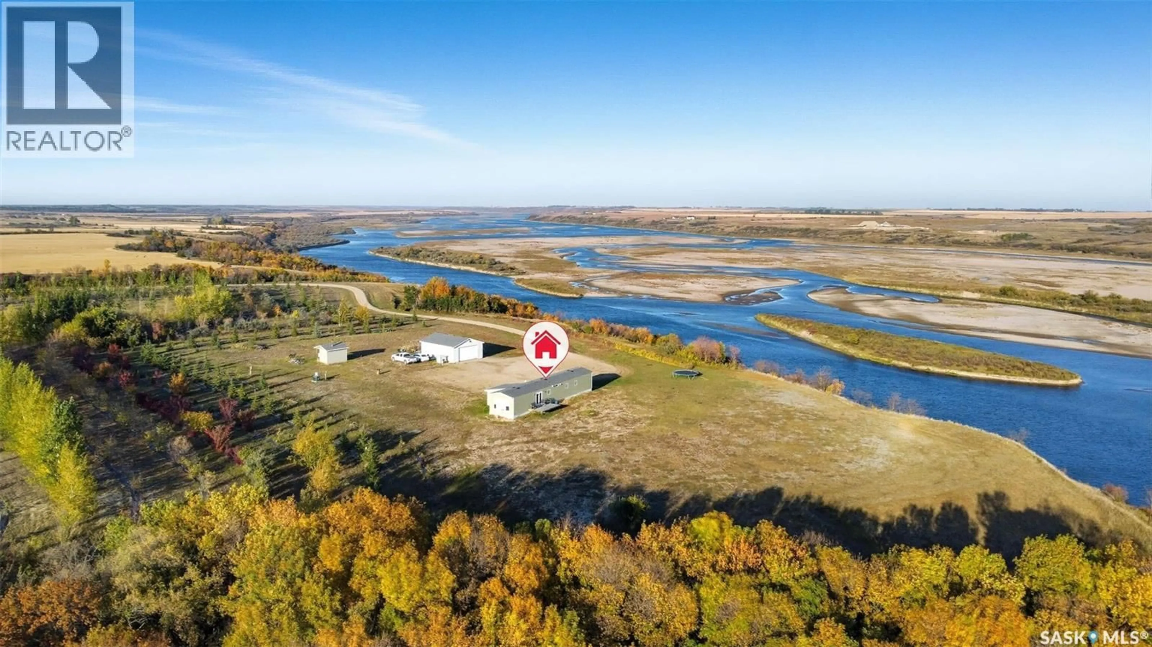 A pic from outside/outdoor area/front of a property/back of a property/a pic from drone, water/lake/river/ocean view for YLIOJA RIVER FRONT PROPERTY, Fertile Valley Rm No. 285 Saskatchewan S0L2N0