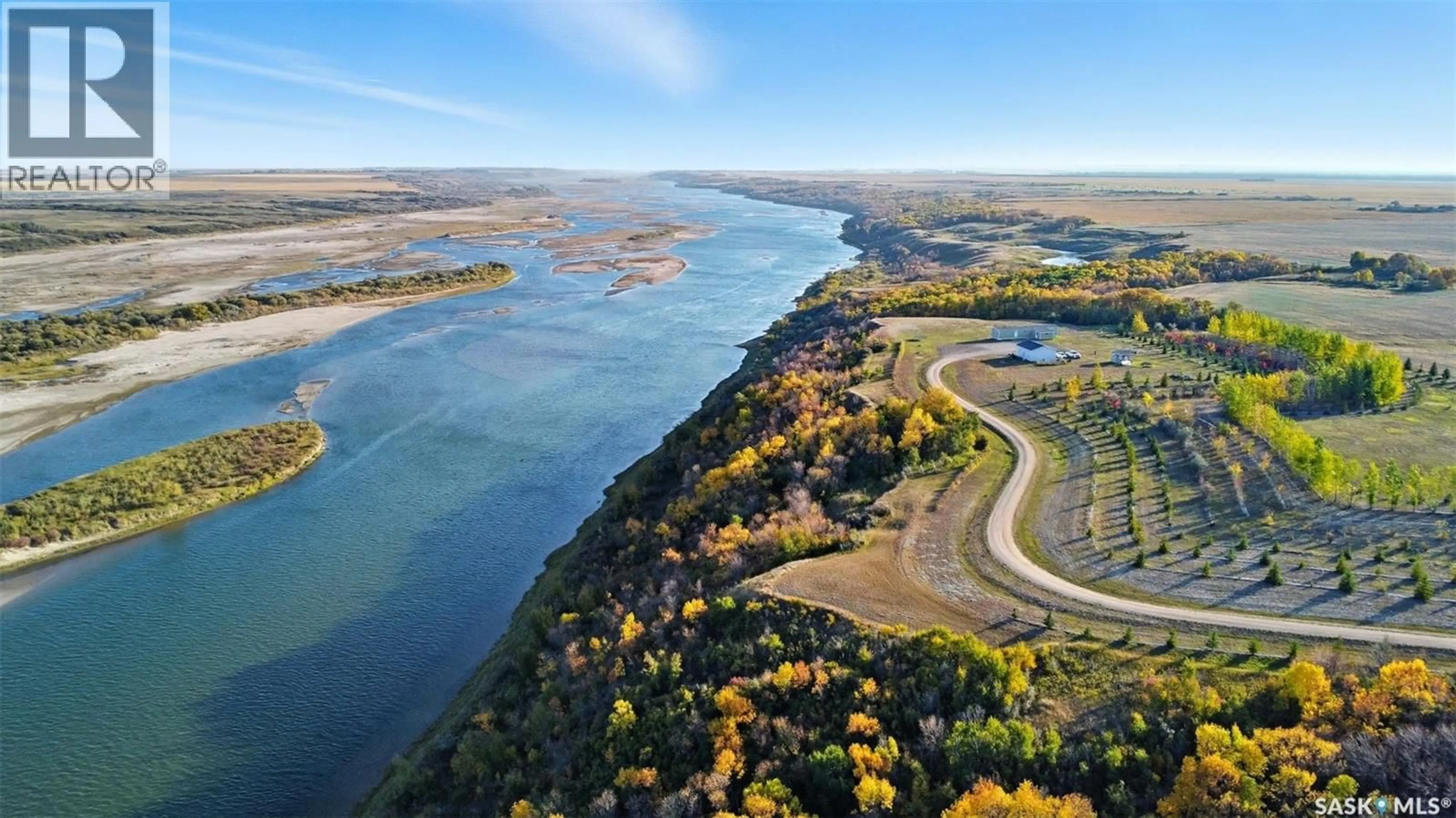 A pic from outside/outdoor area/front of a property/back of a property/a pic from drone, water/lake/river/ocean view for YLIOJA RIVER FRONT PROPERTY, Fertile Valley Rm No. 285 Saskatchewan S0L2N0