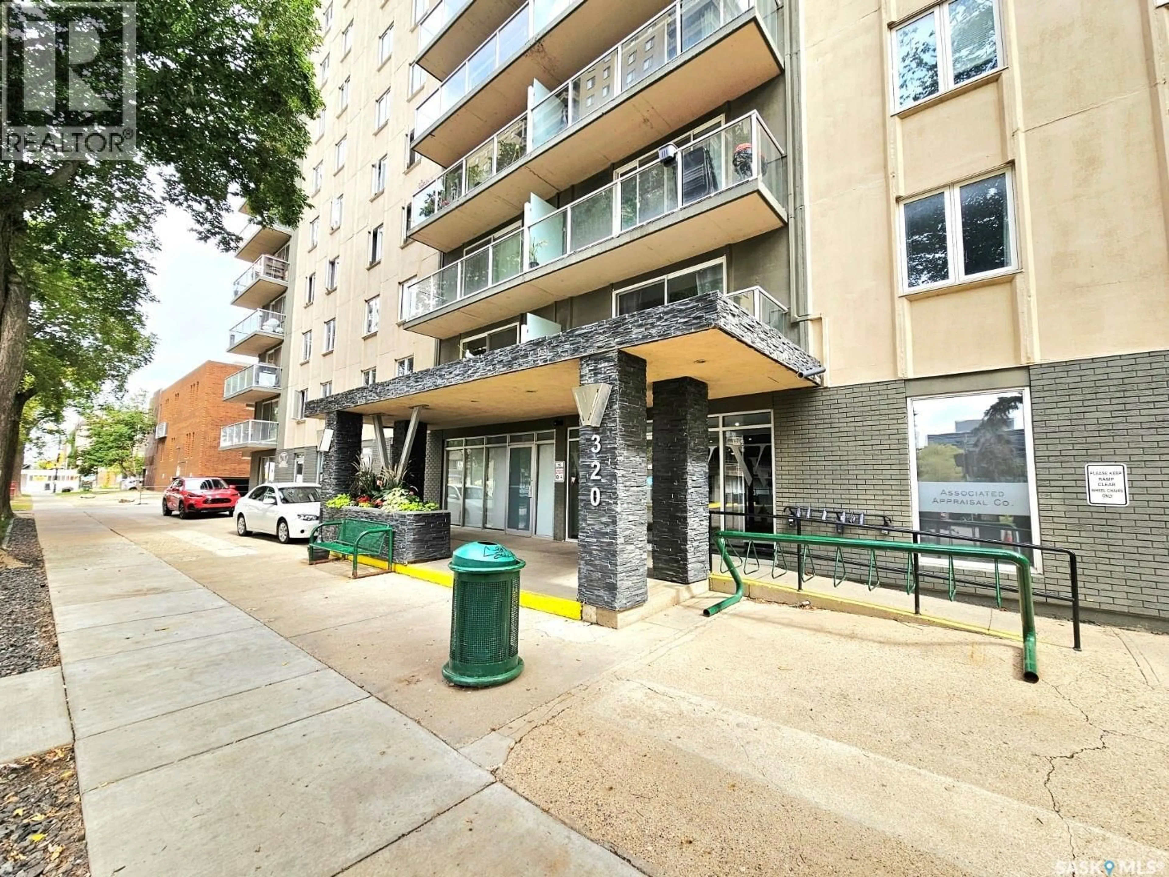 Patio, street for N - 607 320 5TH AVENUE, Saskatoon Saskatchewan S7K2P5