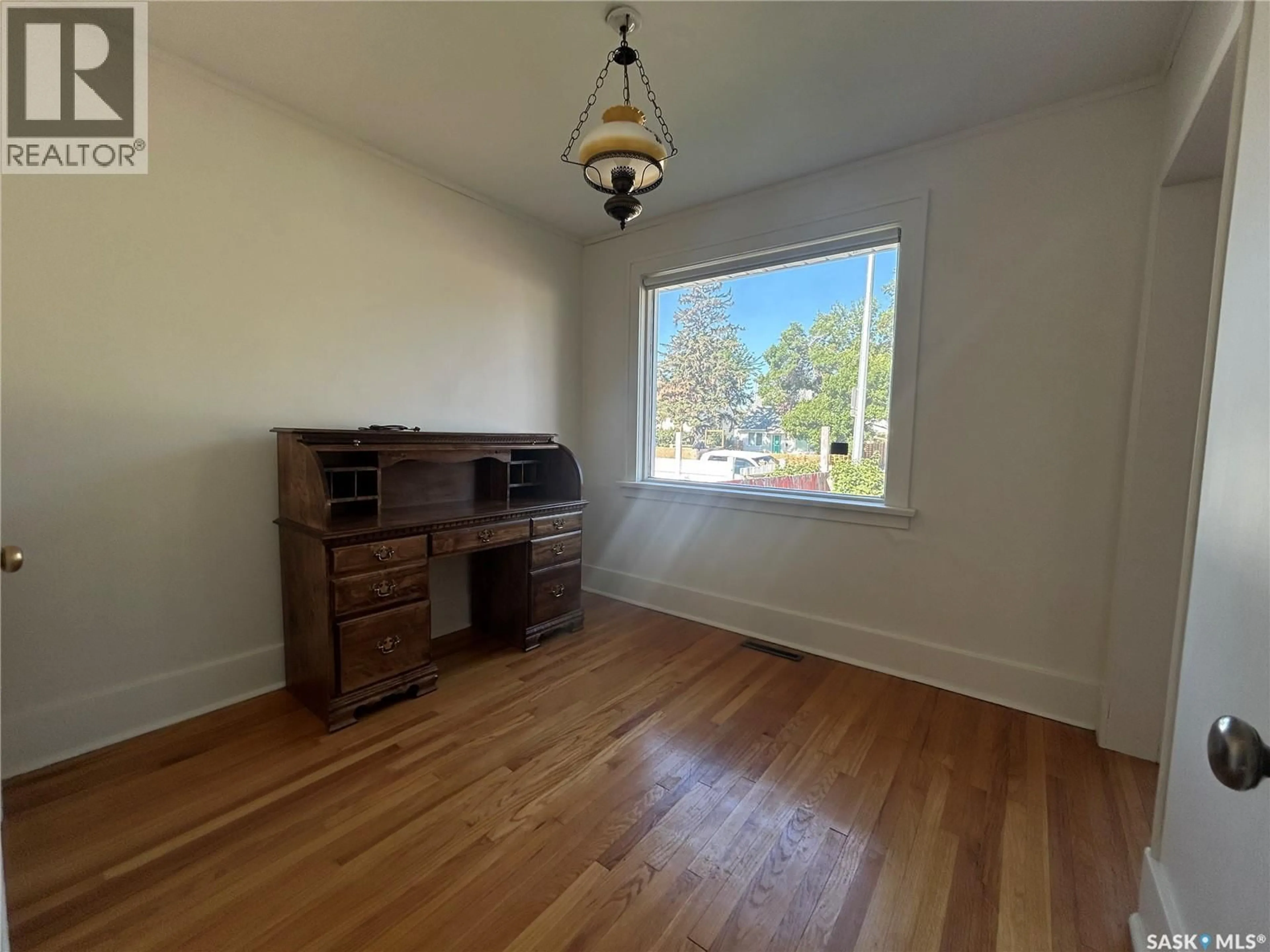 A pic of a room for 1535 ELPHINSTONE STREET, Regina Saskatchewan S4T3M9