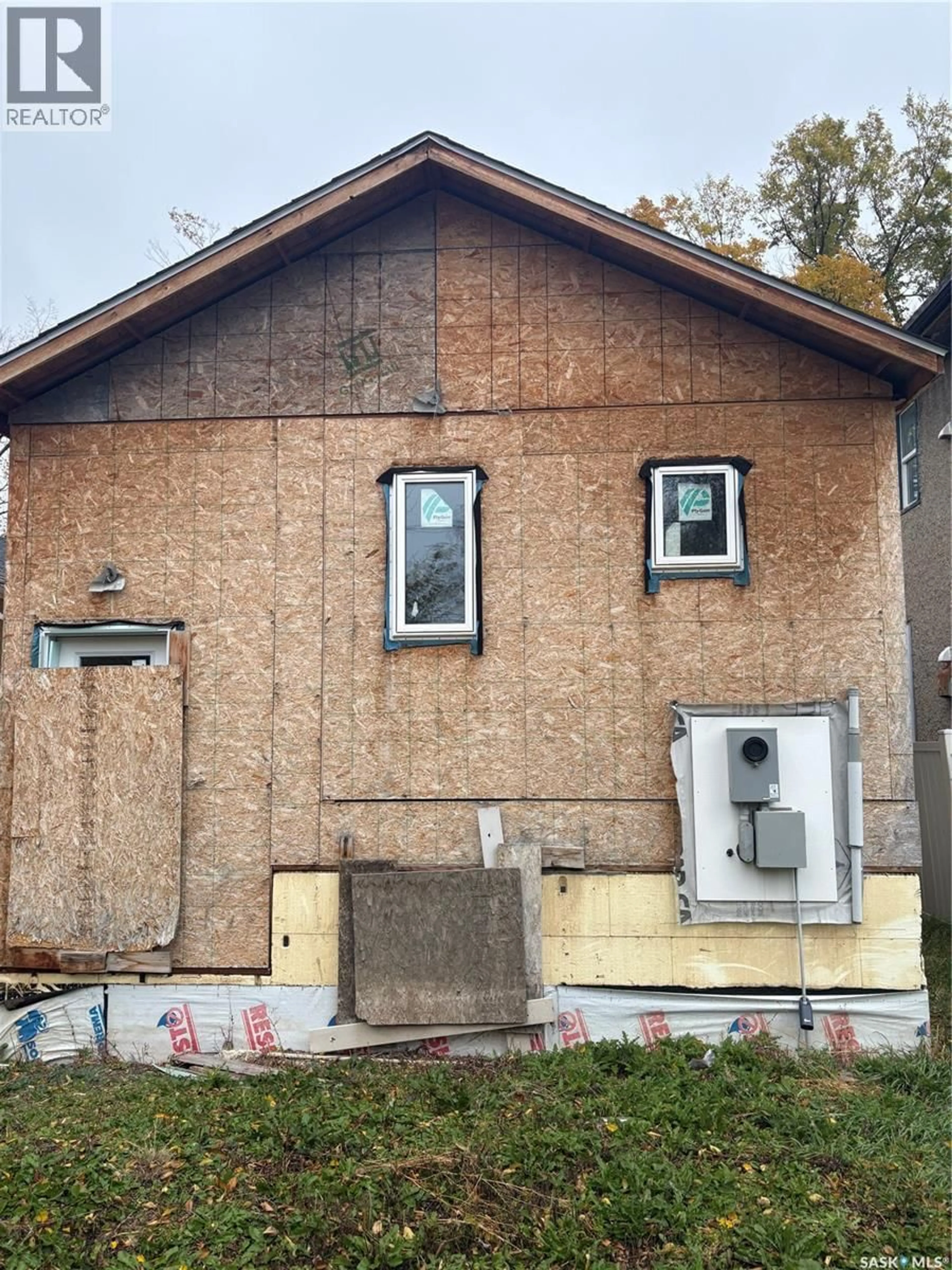 Home with brick exterior material, building for 3231 DEWDNEY AVENUE, Regina Saskatchewan S4T0Y7
