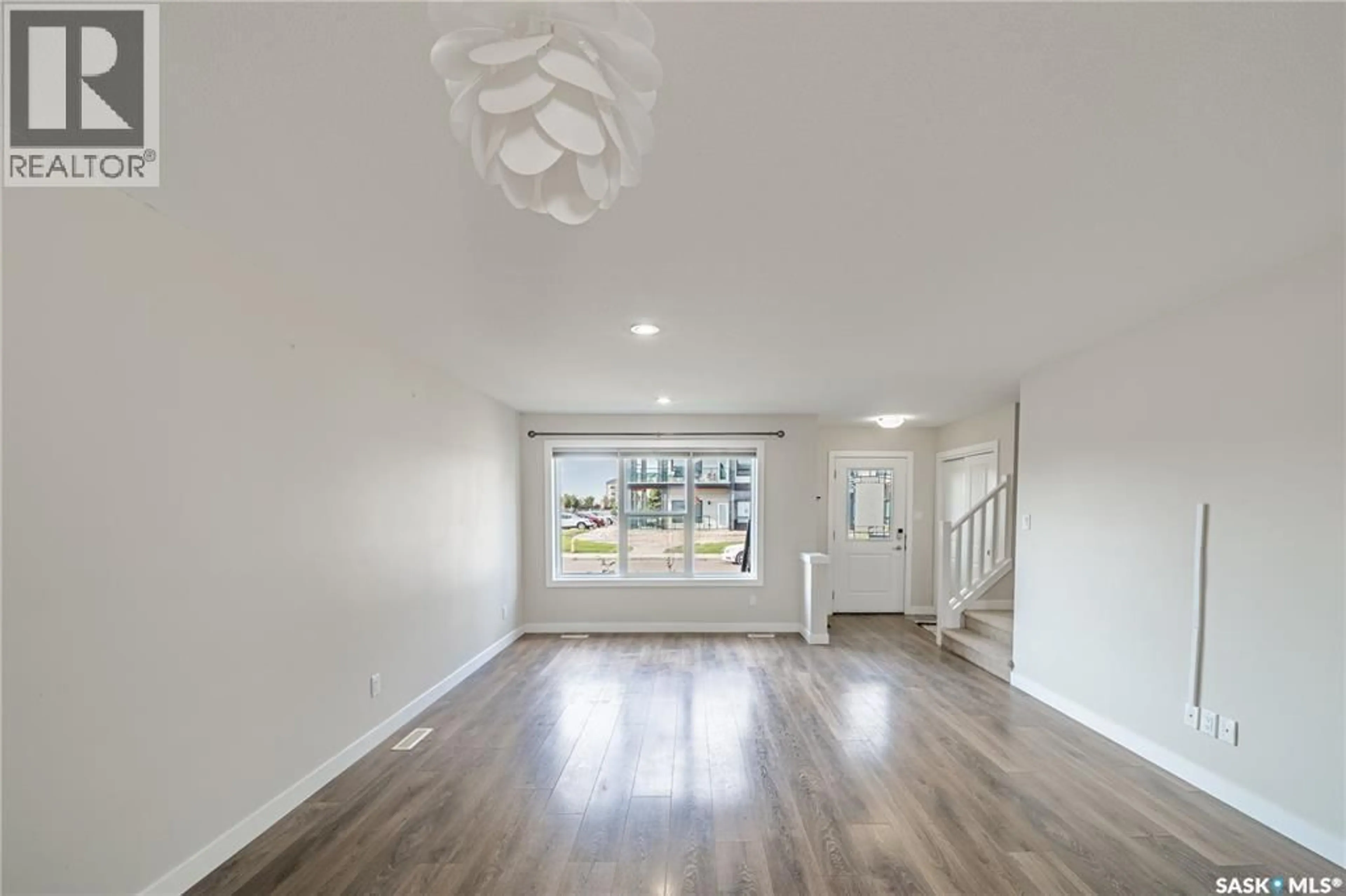 Unknown for 5580 MCKENNA ROAD, Regina Saskatchewan S4W0N6