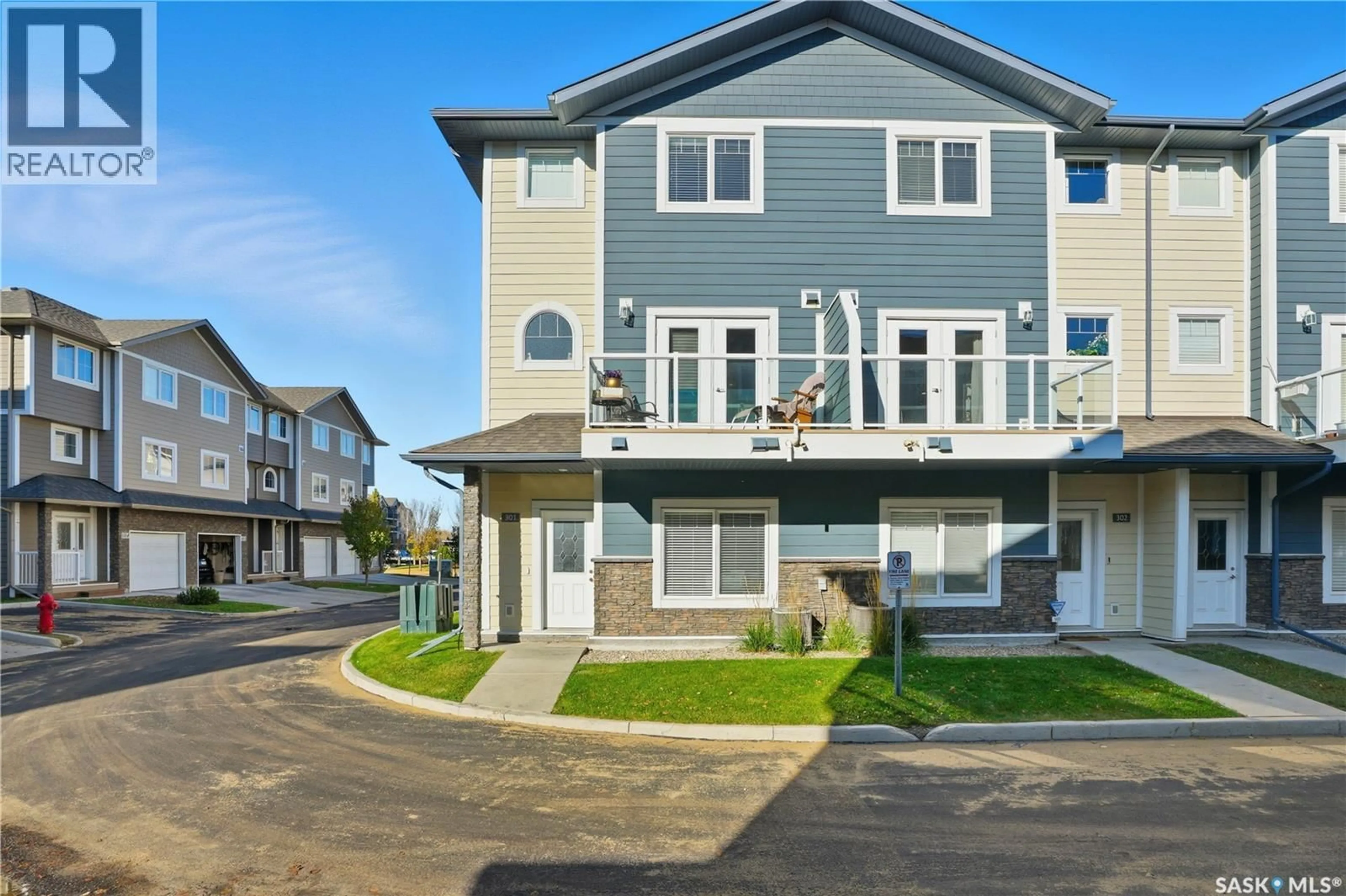 Home with vinyl exterior material, unknown for 301 212 WILLIS CRESCENT, Saskatoon Saskatchewan S7T0R7