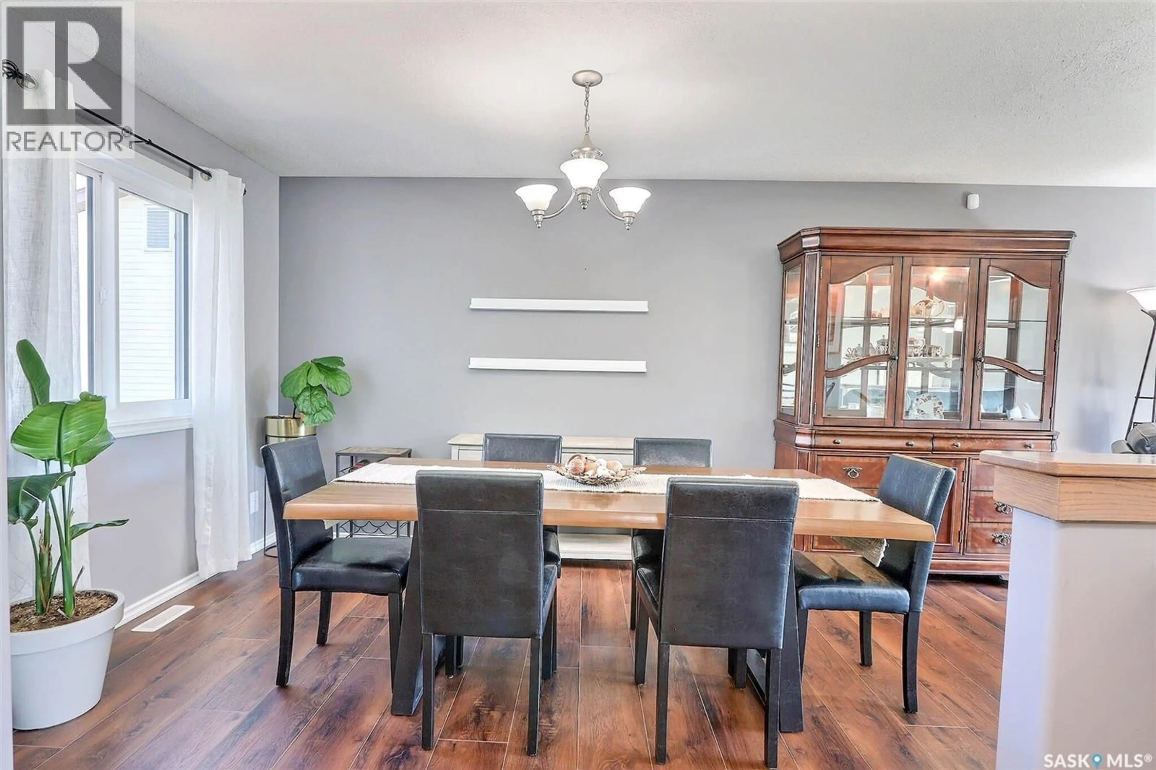 Dining room, wood/laminate floor for 1520 BLISS CRESCENT, Prince Albert Saskatchewan S6V7W7