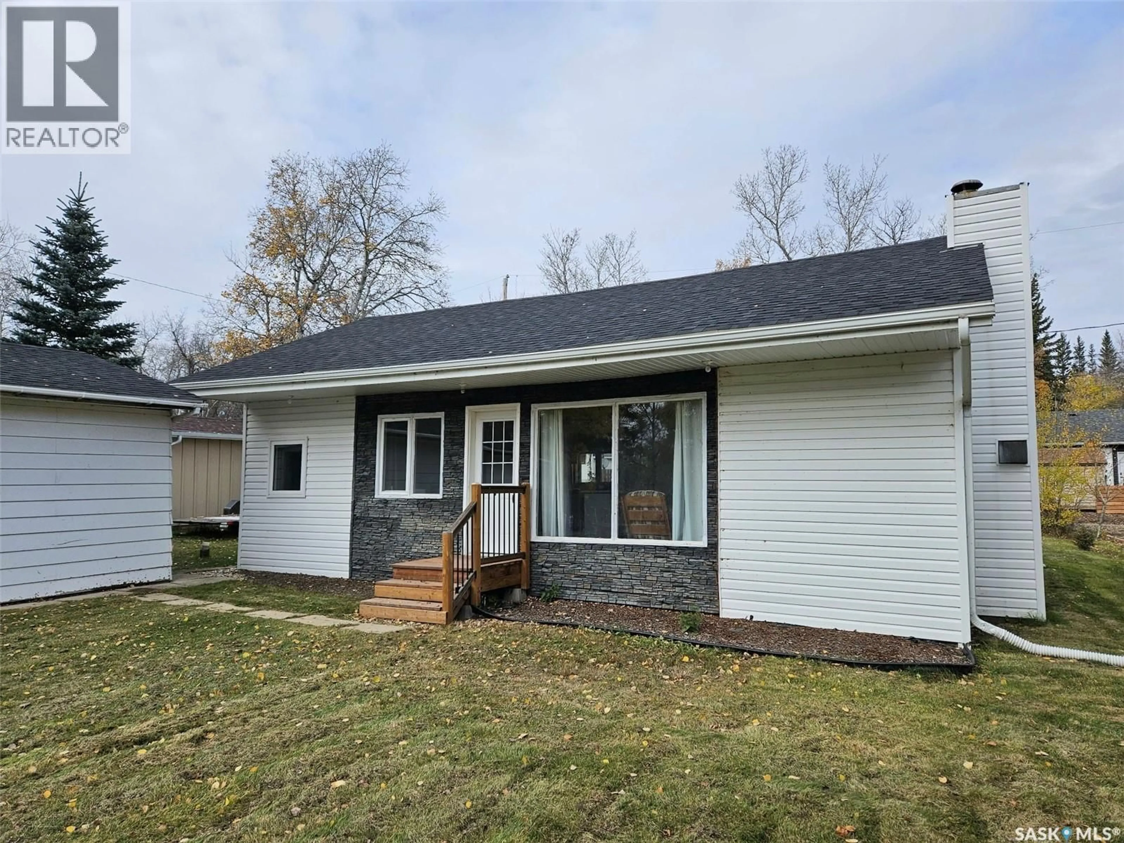 Home with vinyl exterior material, unknown for 7 ASPEN CRESCENT, Moose Mountain Provincial Park Saskatchewan S0C2S0