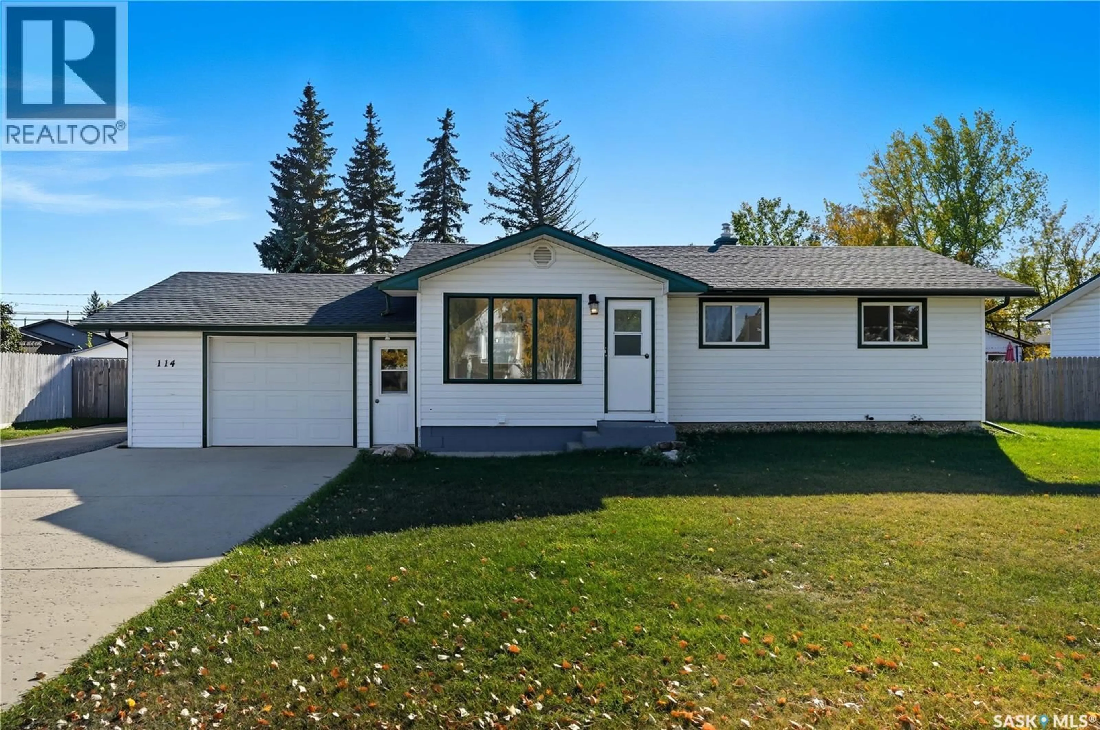 Home with vinyl exterior material, street for 114 2ND STREET, Martensville Saskatchewan S0K2T0