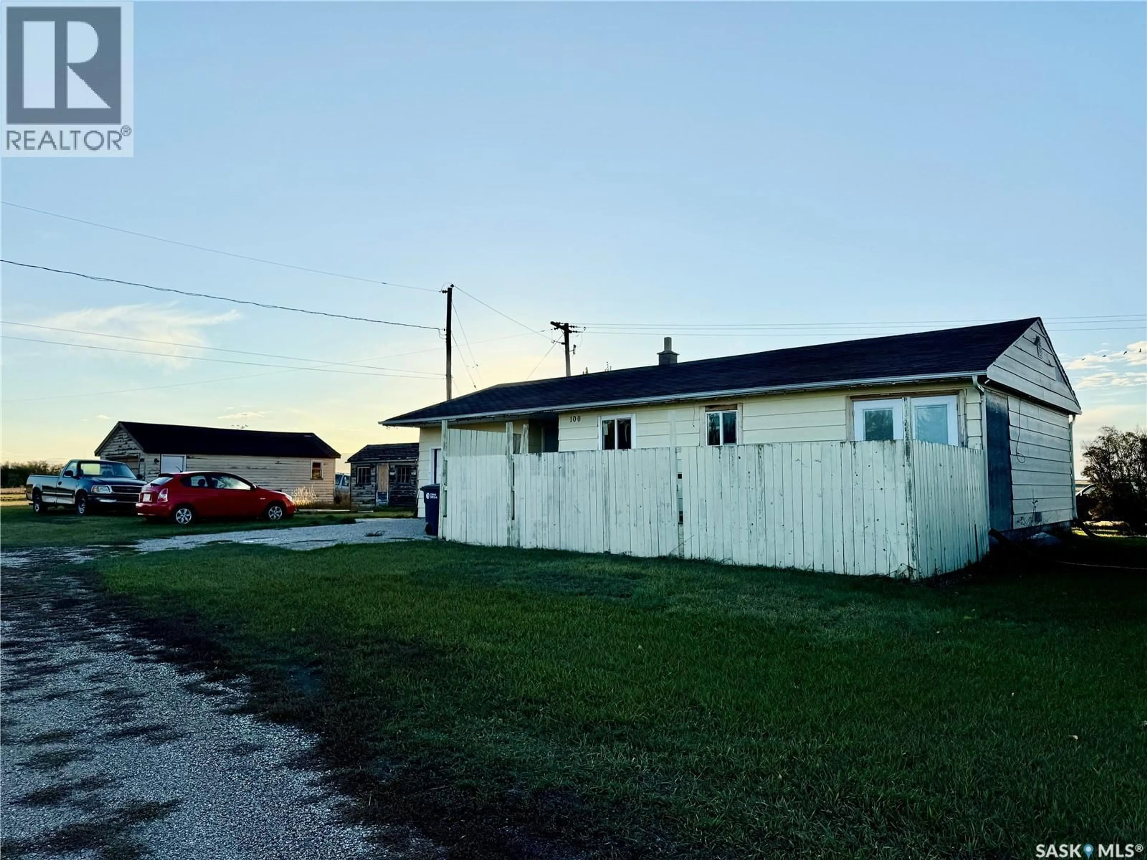 Shed for 100 MAIN STREET, Aylesbury Saskatchewan S0G0B0
