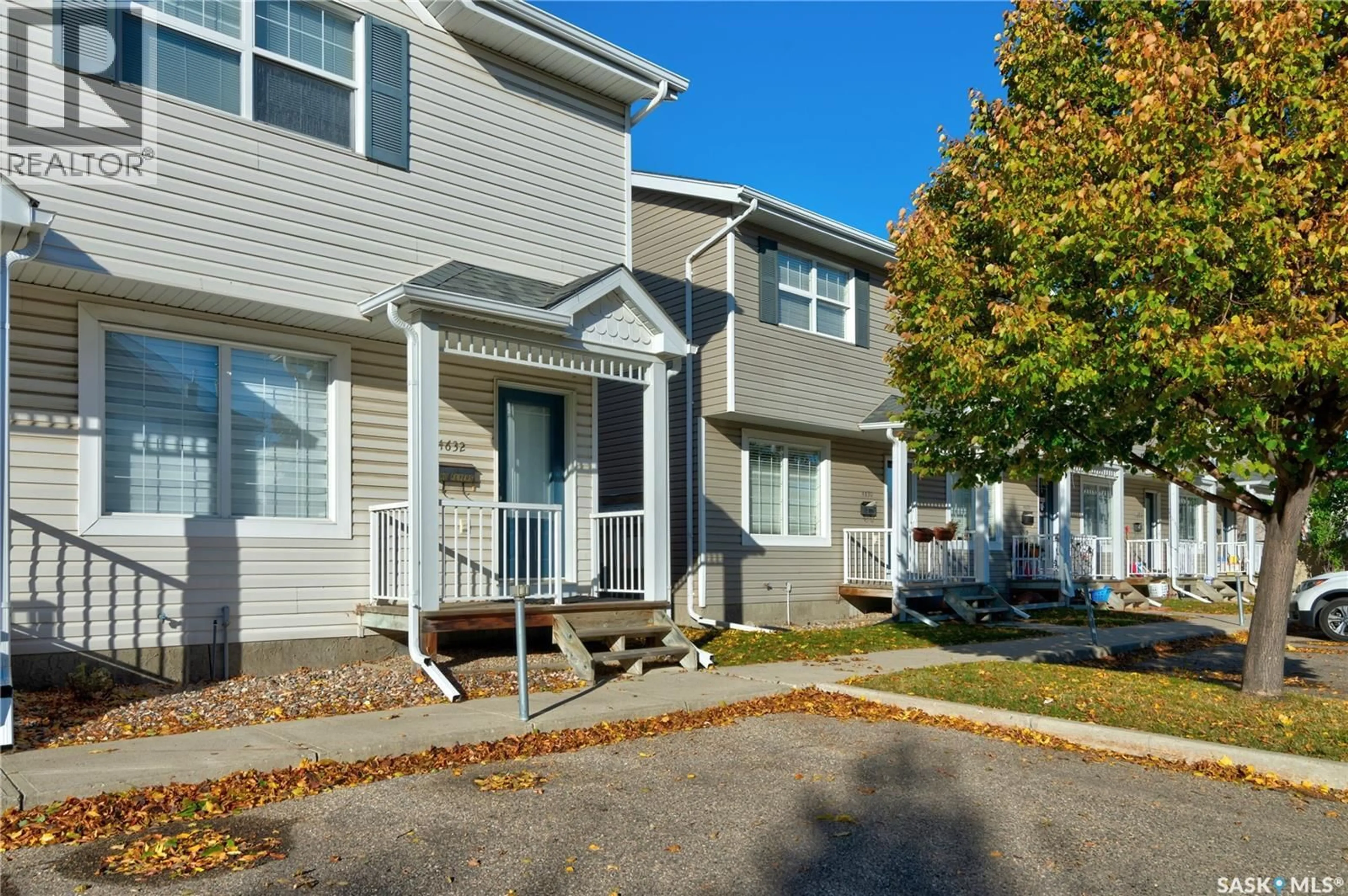 Home with vinyl exterior material, street for 4632 MARIGOLD DRIVE, Regina Saskatchewan S4X4S5