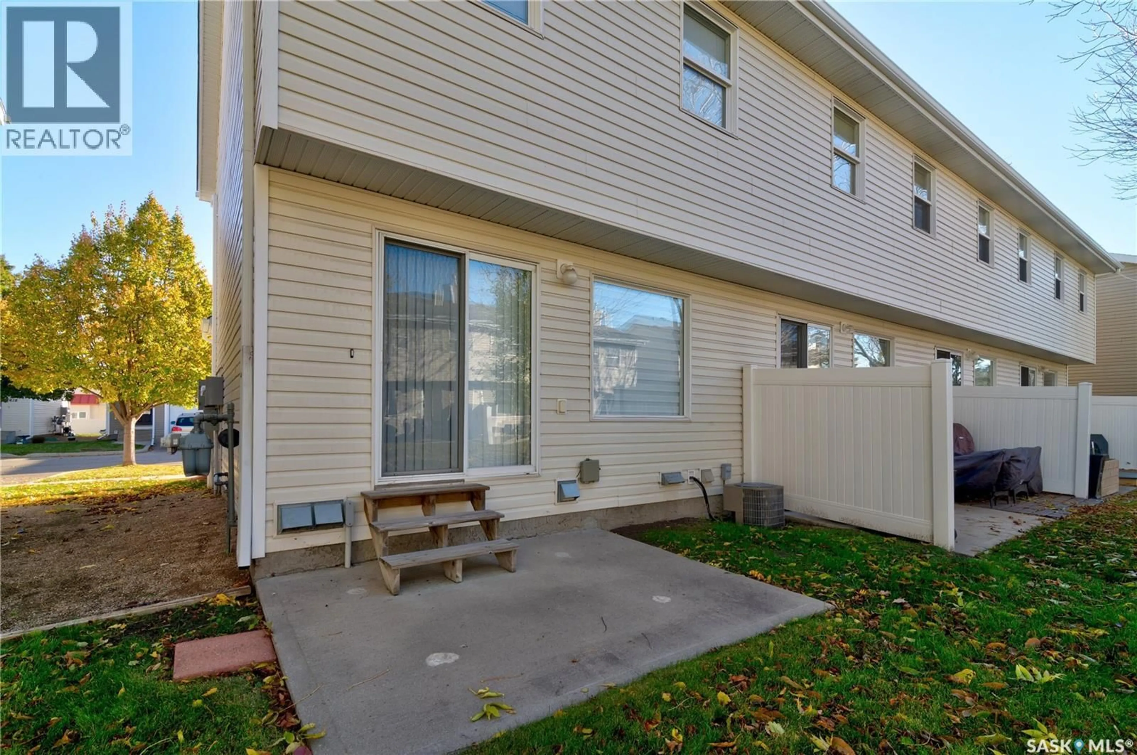 Patio, street for 4632 MARIGOLD DRIVE, Regina Saskatchewan S4X4S5