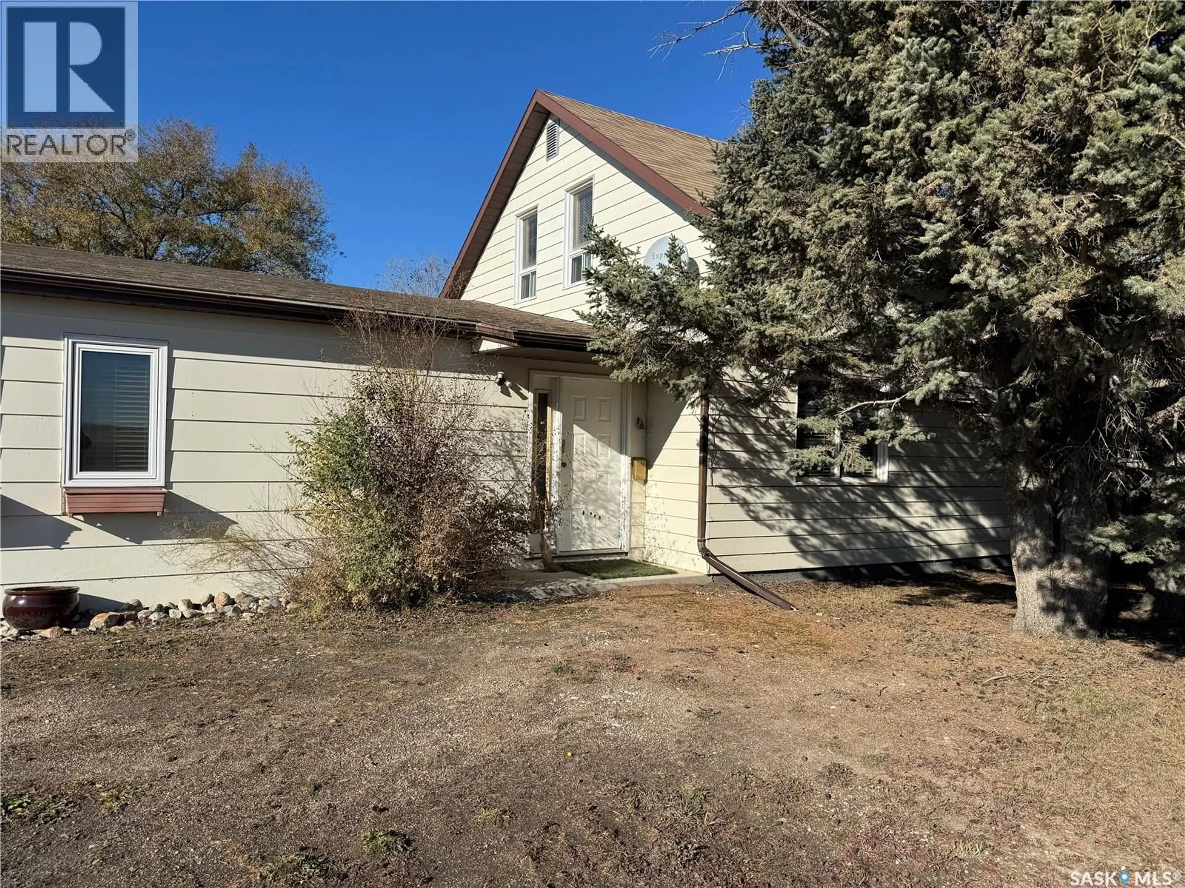 A pic from outside/outdoor area/front of a property/back of a property/a pic from drone, street for SHADY GROVE ACREAGE, Leroy Rm No. 339 Saskatchewan S0K2P0