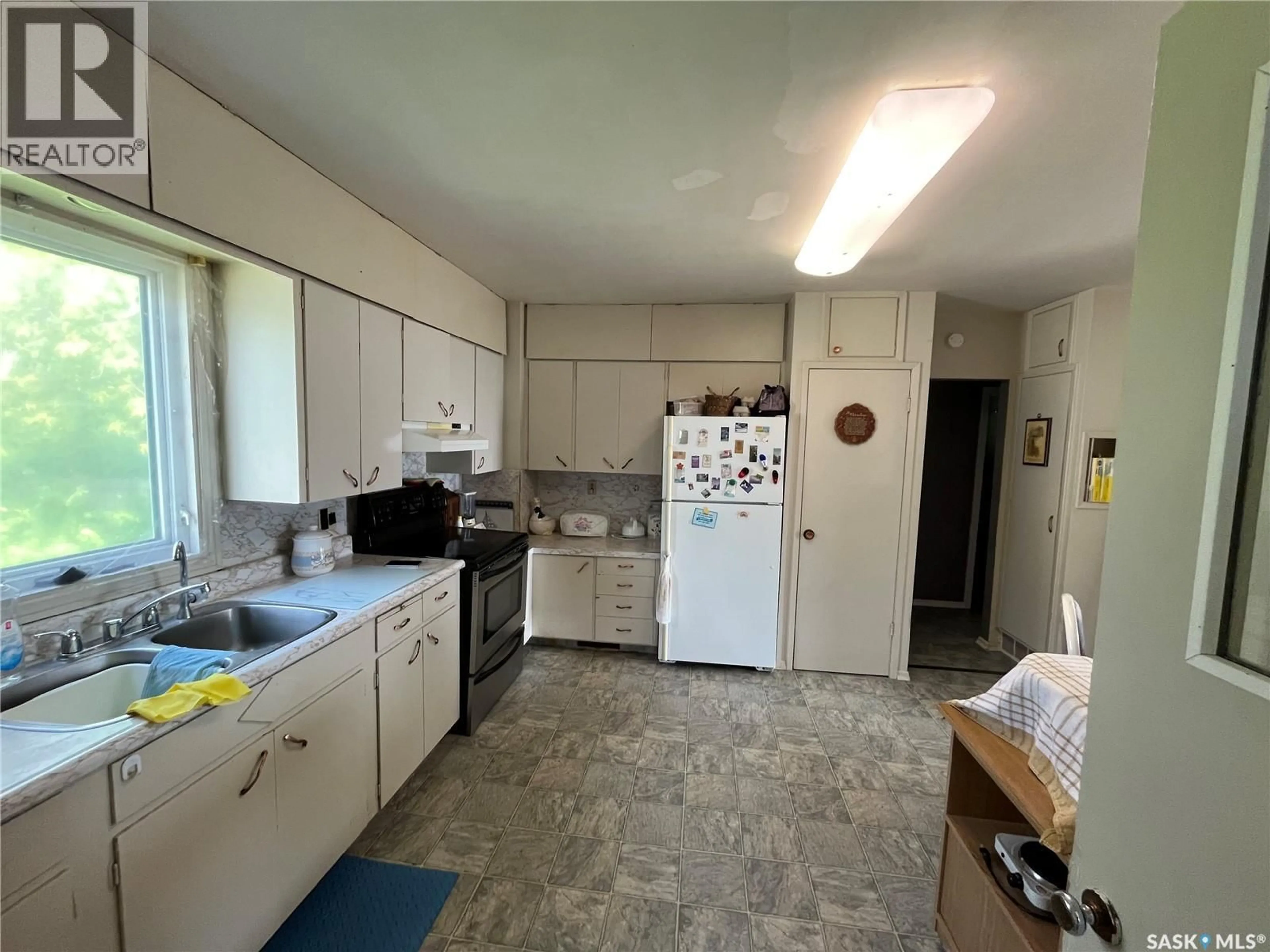 Unknown for 514 MAIN STREET, Moosomin Saskatchewan S0G3N0
